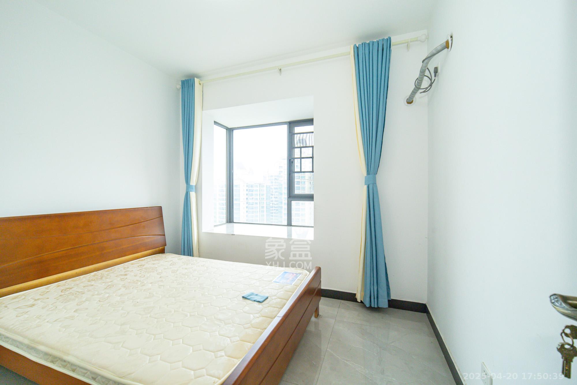 中建悦和城  4室2厅2卫    132.6万 中建悦和城  4室2厅2卫    132.6万卧室