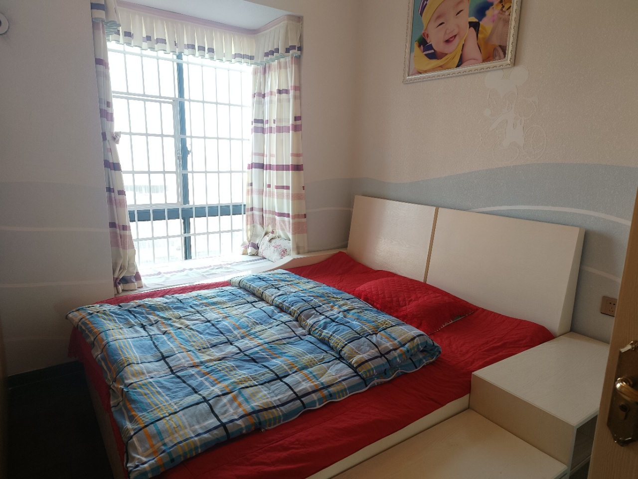 领秀资江 3室2厅1卫 1800.0元/月 领秀资江 3室2厅1卫 1800.0元/月室内图