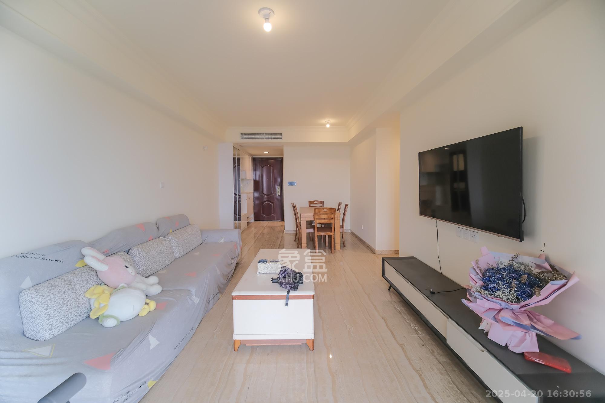 碧桂园翘楚棠 3室1厅1卫 95.0万 碧桂园翘楚棠 3室1厅1卫 95.0万客厅