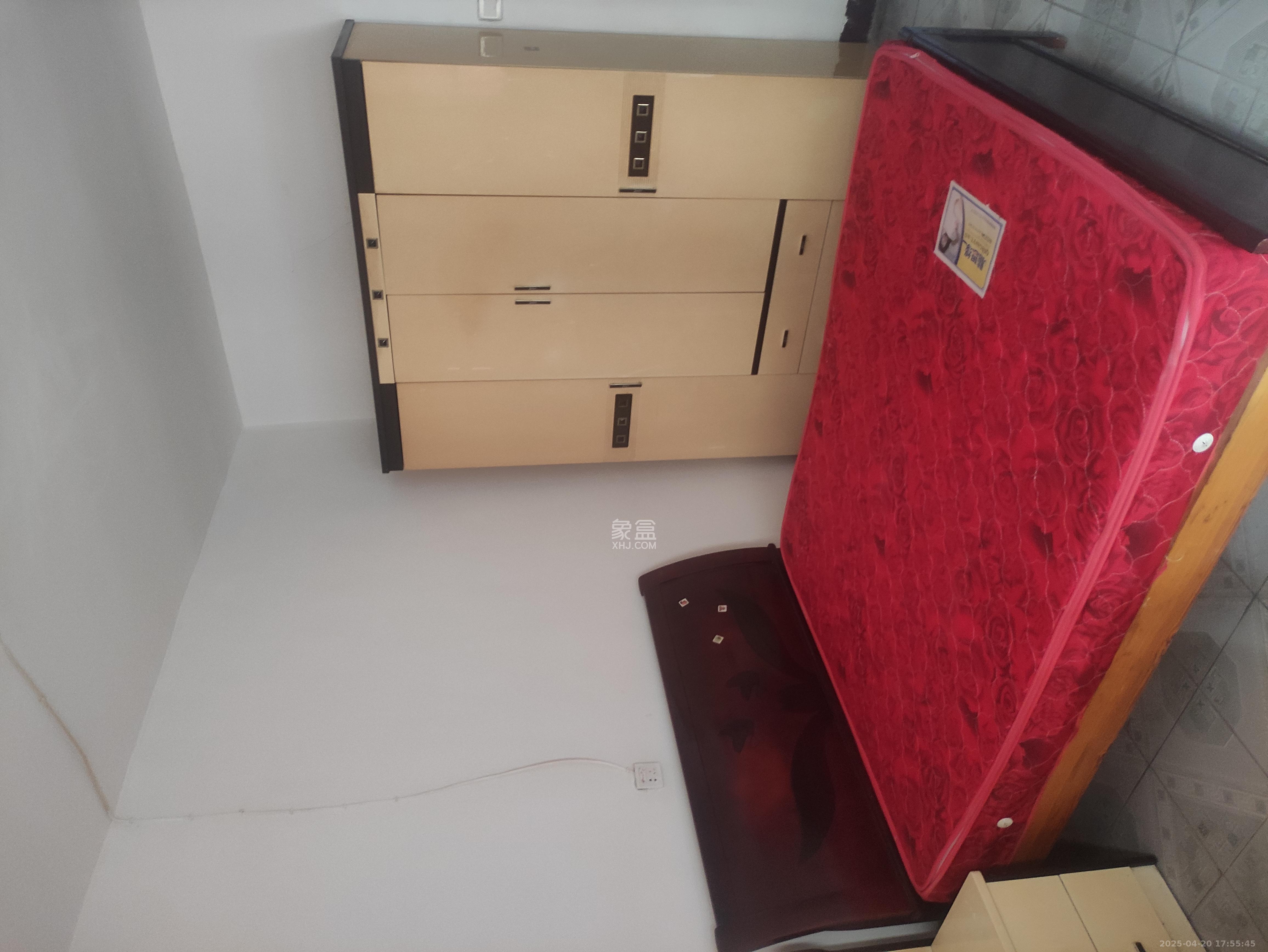 文艺新村 2室1厅1卫 1600.0元/月 文艺新村 2室1厅1卫 1600.0元/月室内图