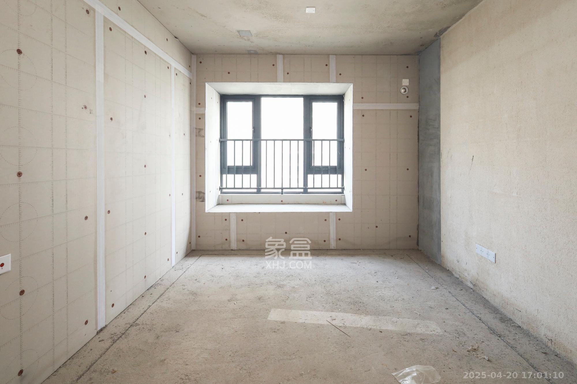 长沙北中心保利时代B区  4室2厅2卫    118.0万 长沙北中心保利时代B区  4室2厅2卫    118.0万卧室