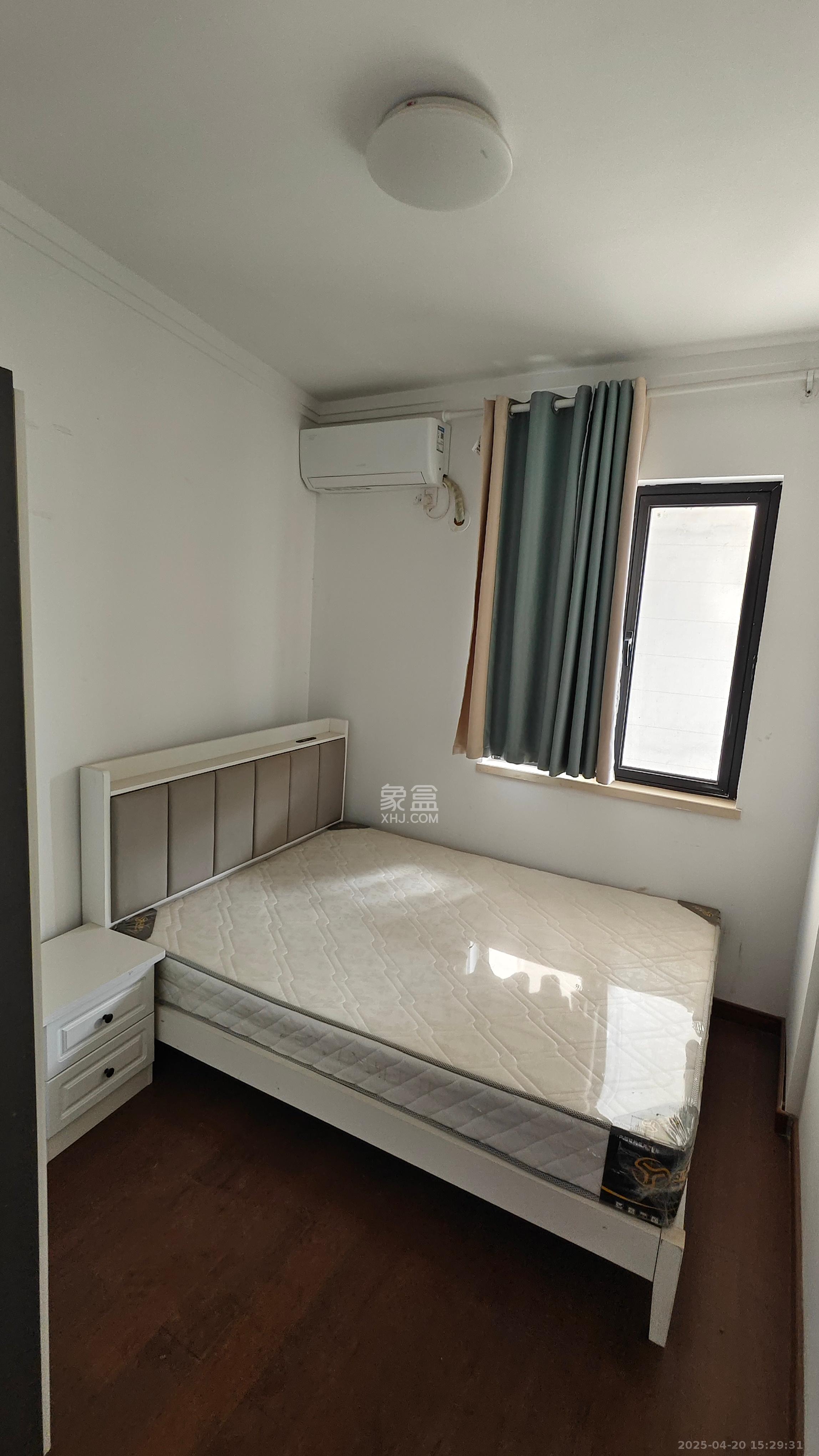 万润滨江天著  4室2厅2卫    3000.0元/月 万润滨江天著  4室2厅2卫    3000.0元/月