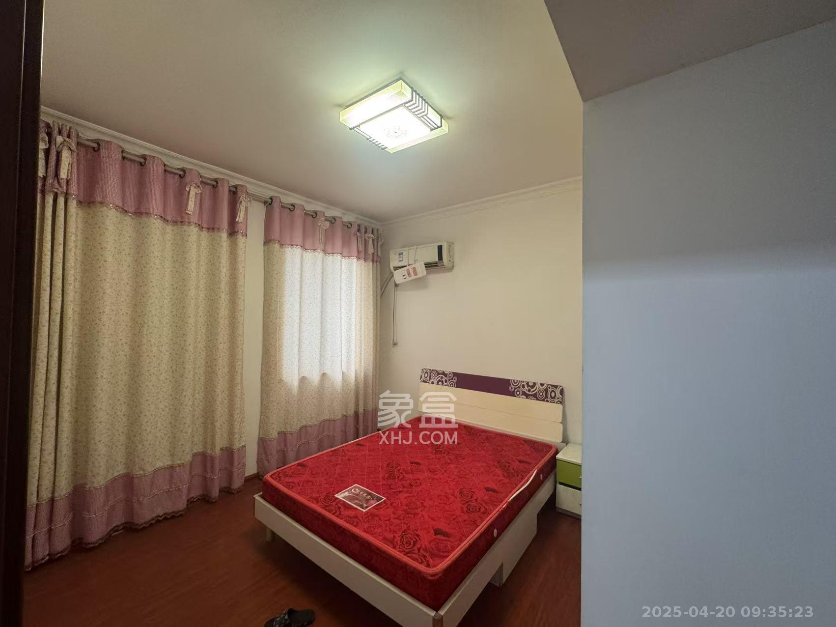 九华新城  2室1厅1卫    1400.0元/月 九华新城  2室1厅1卫    1400.0元/月室内图