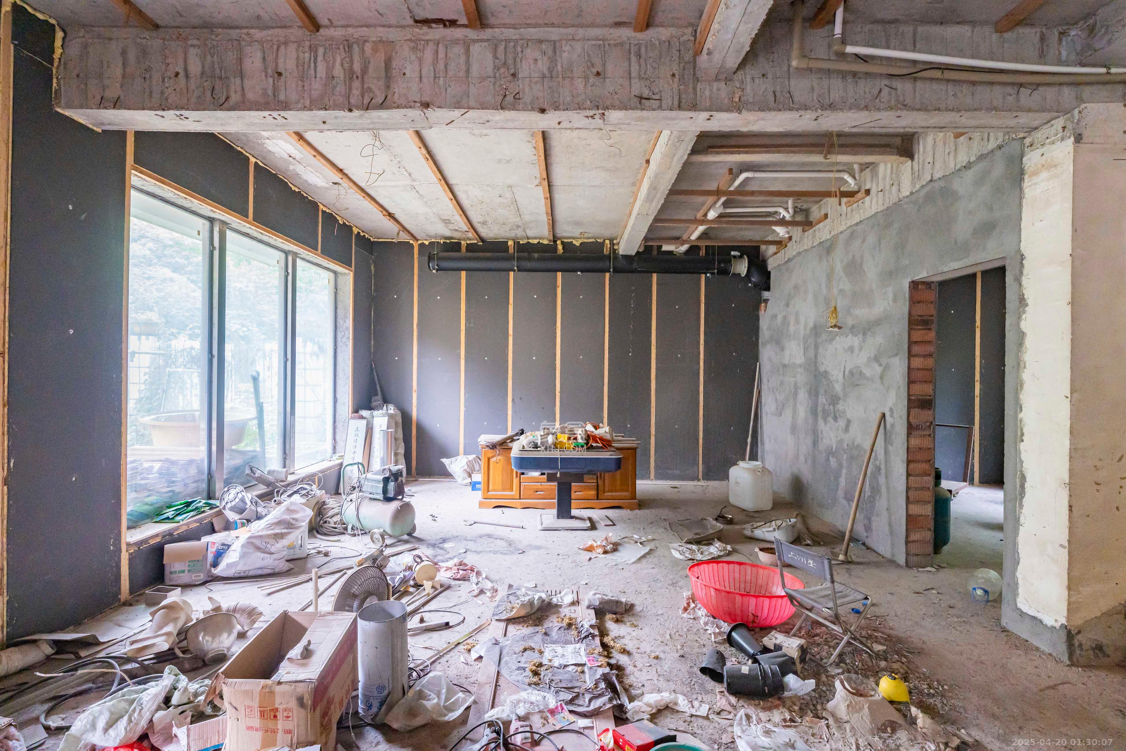 洪山翠园  6室3厅6卫    510.0万 洪山翠园  6室3厅6卫    510.0万