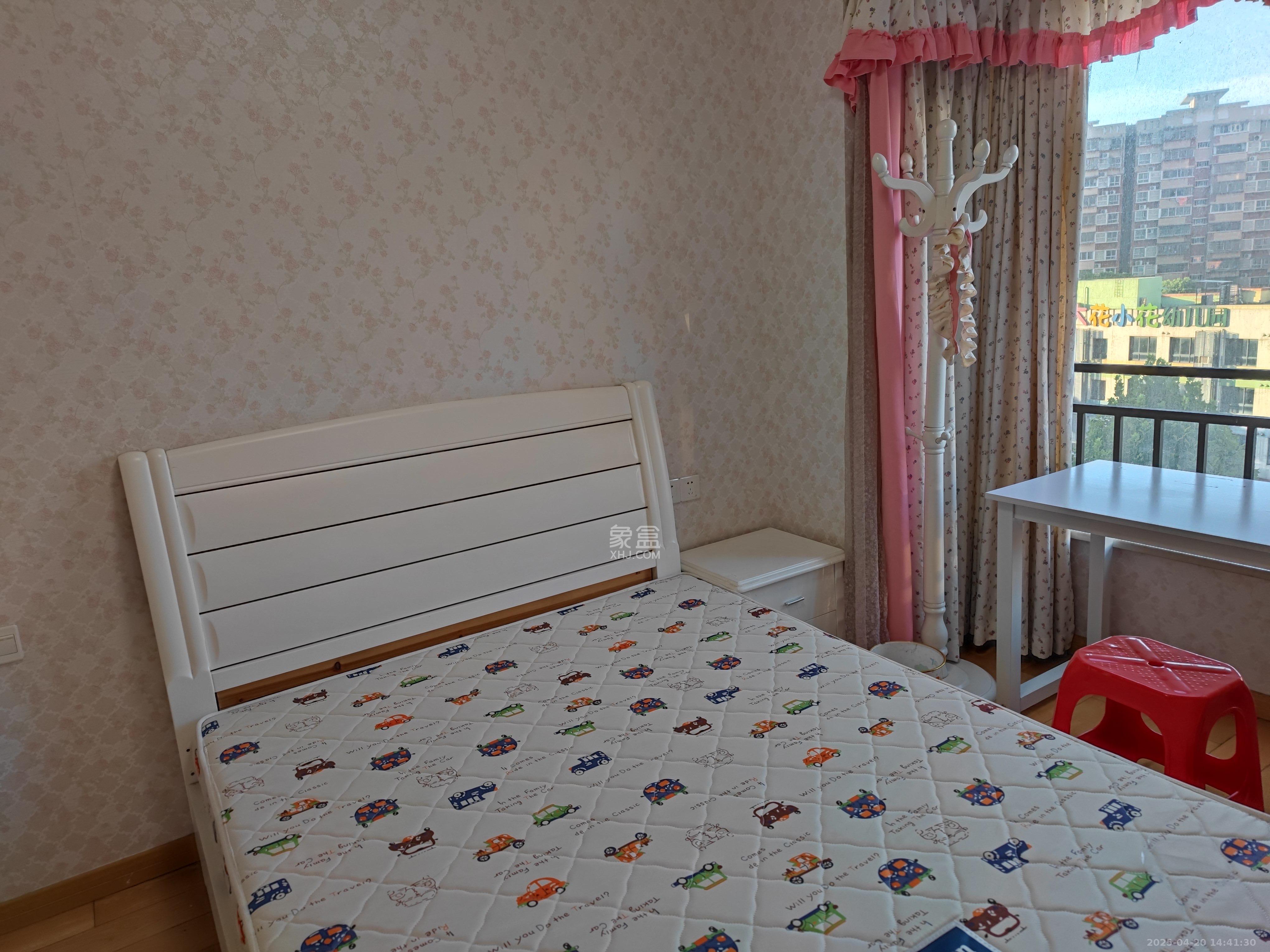 旭辉御府  4室2厅1卫   3600.00元/月室内图
