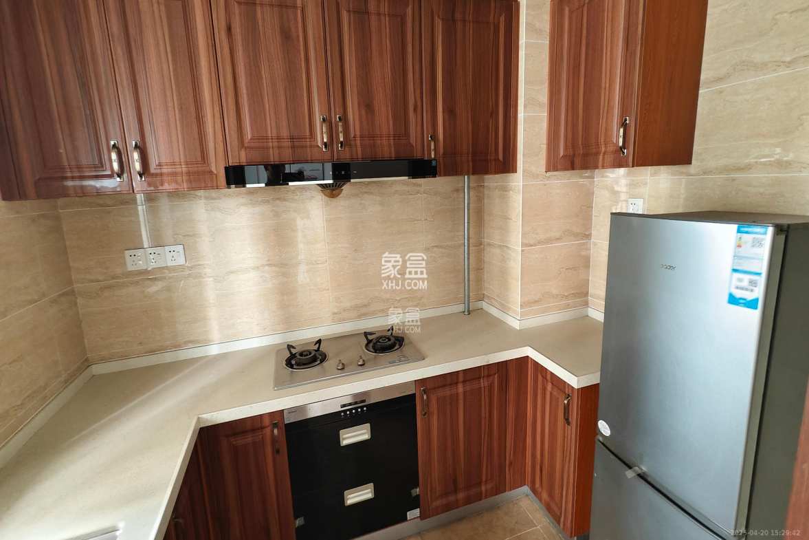 万润滨江天著 4室2厅2卫 3000.0元/月 万润滨江天著 4室2厅2卫 3000.0元/月室内图