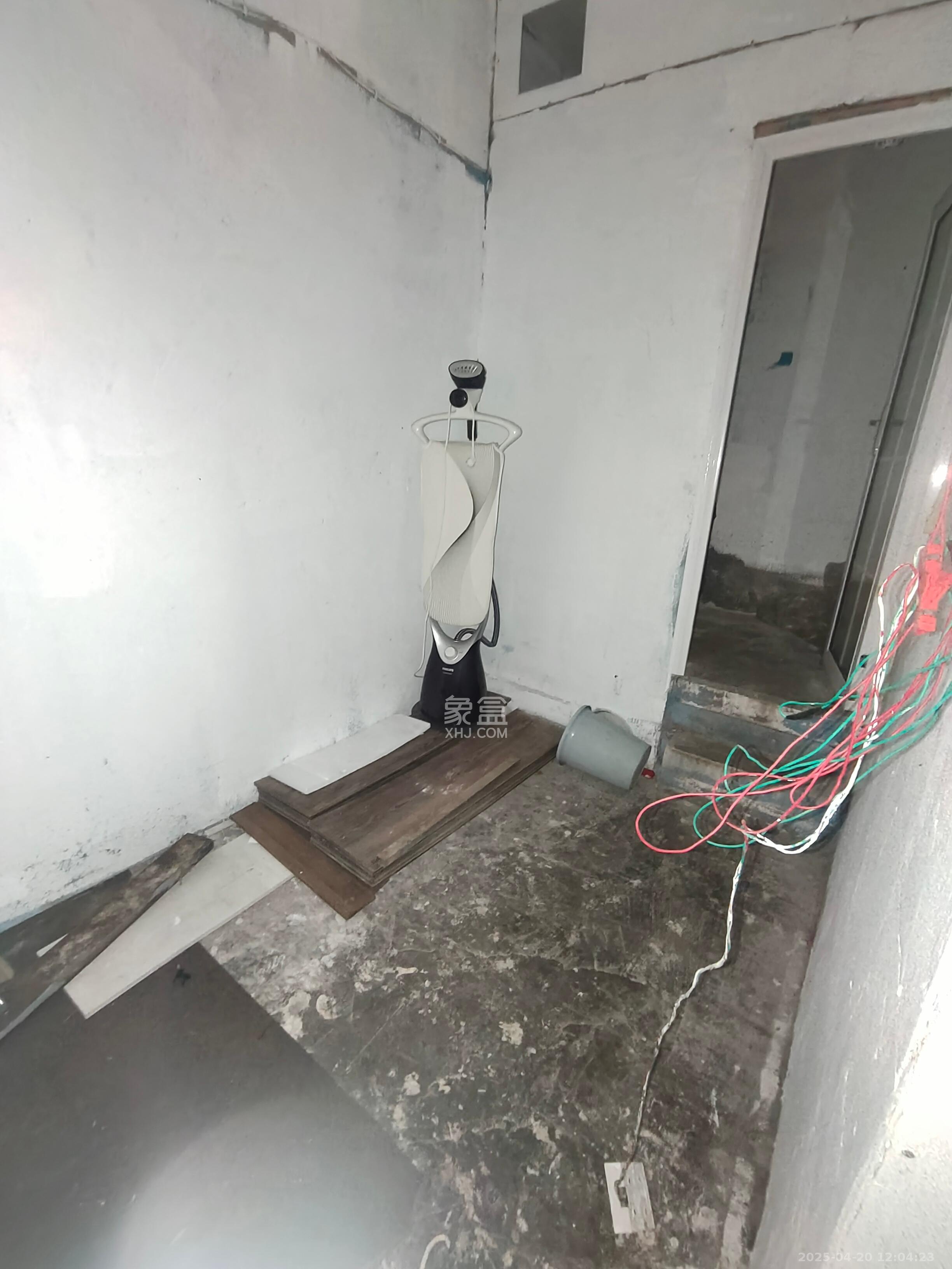 山水湾 1室0厅0卫 1400.0元/月 山水湾 1室0厅0卫 1400.0元/月室内图