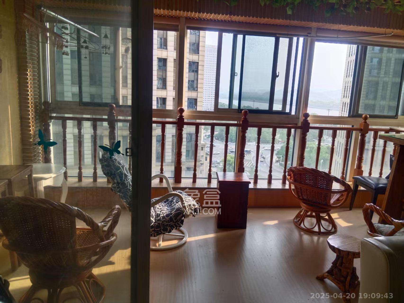 万达公馆 4室2厅4卫 9000.0元/月 万达公馆 4室2厅4卫 9000.0元/月室内图