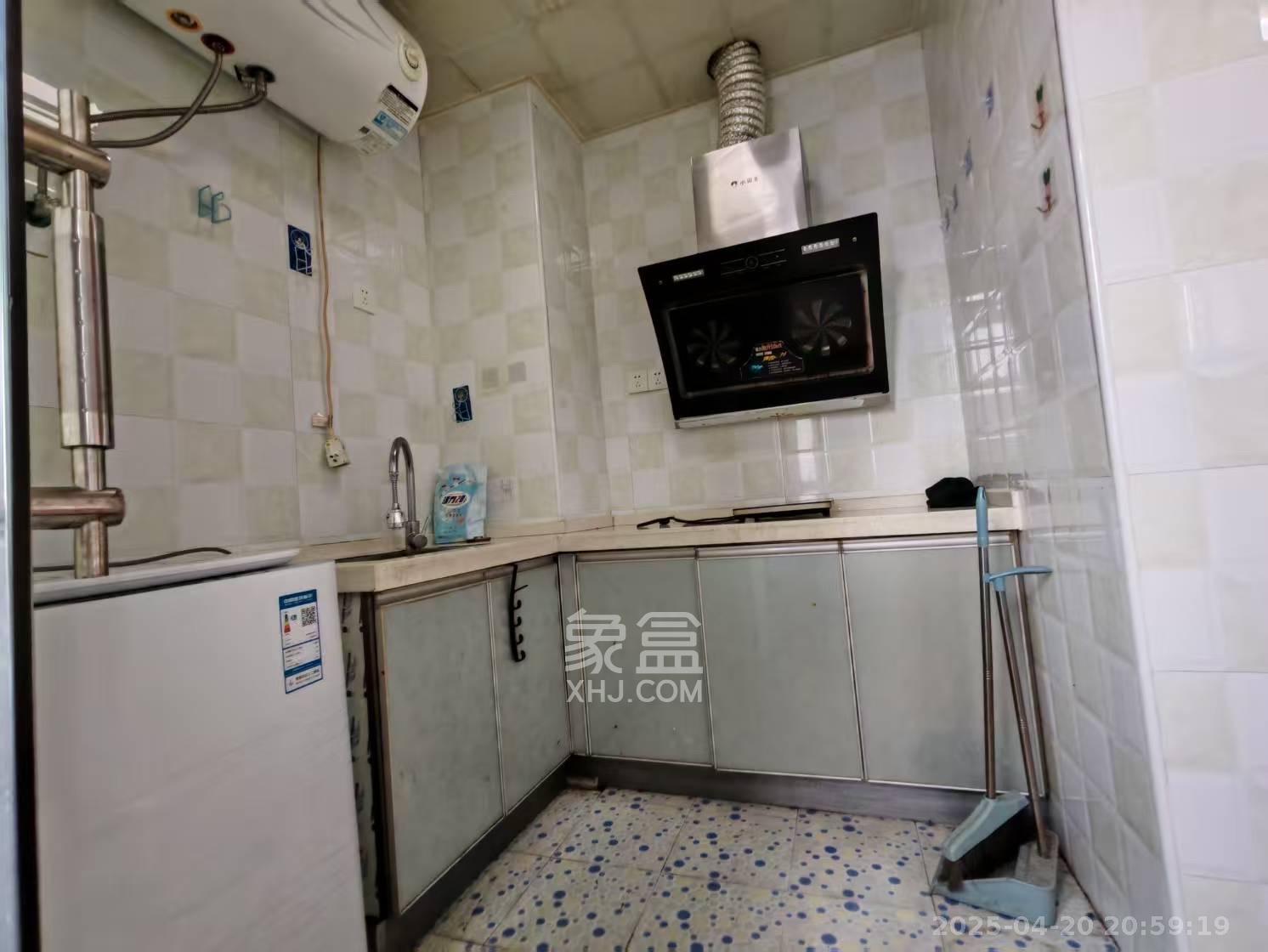 恒基凯旋门一二期  1室0厅0卫   1200.00元/月室内图