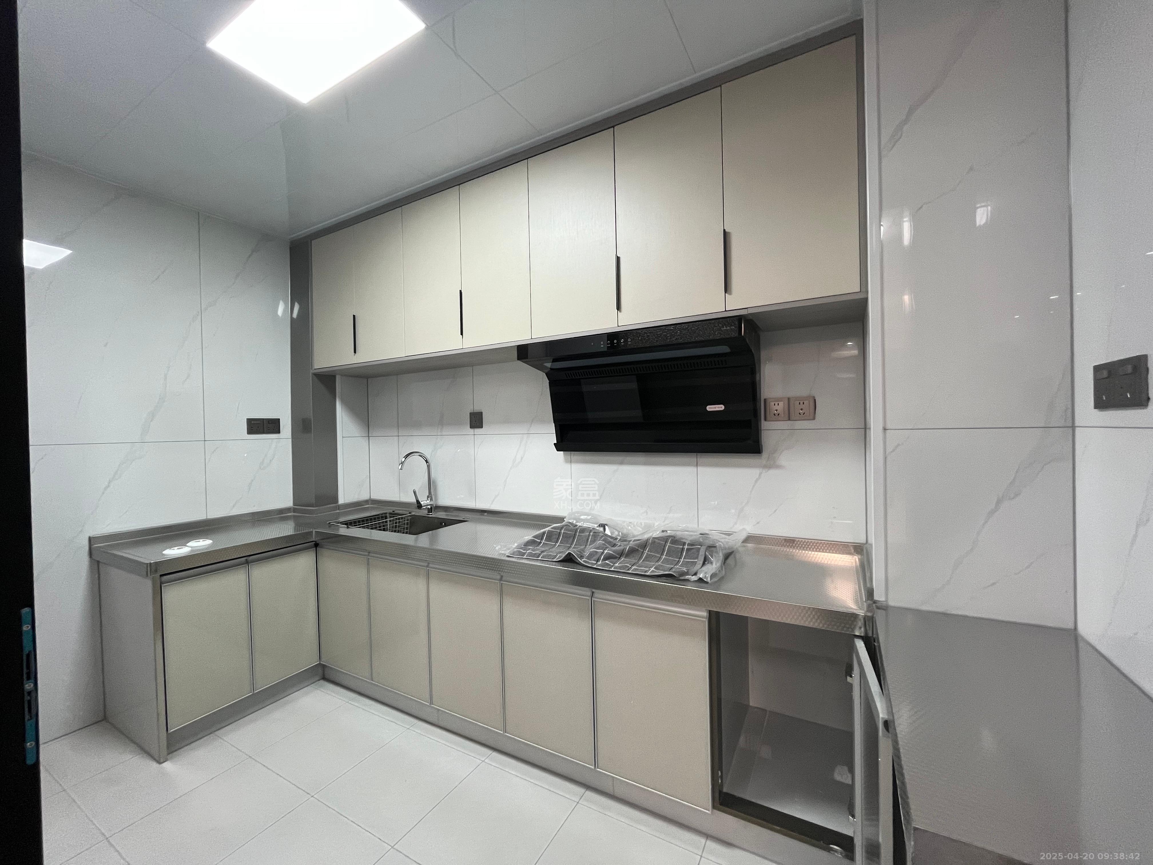 先锋新宇 2室1厅1卫 2200.0元/月 先锋新宇 2室1厅1卫 2200.0元/月室内图