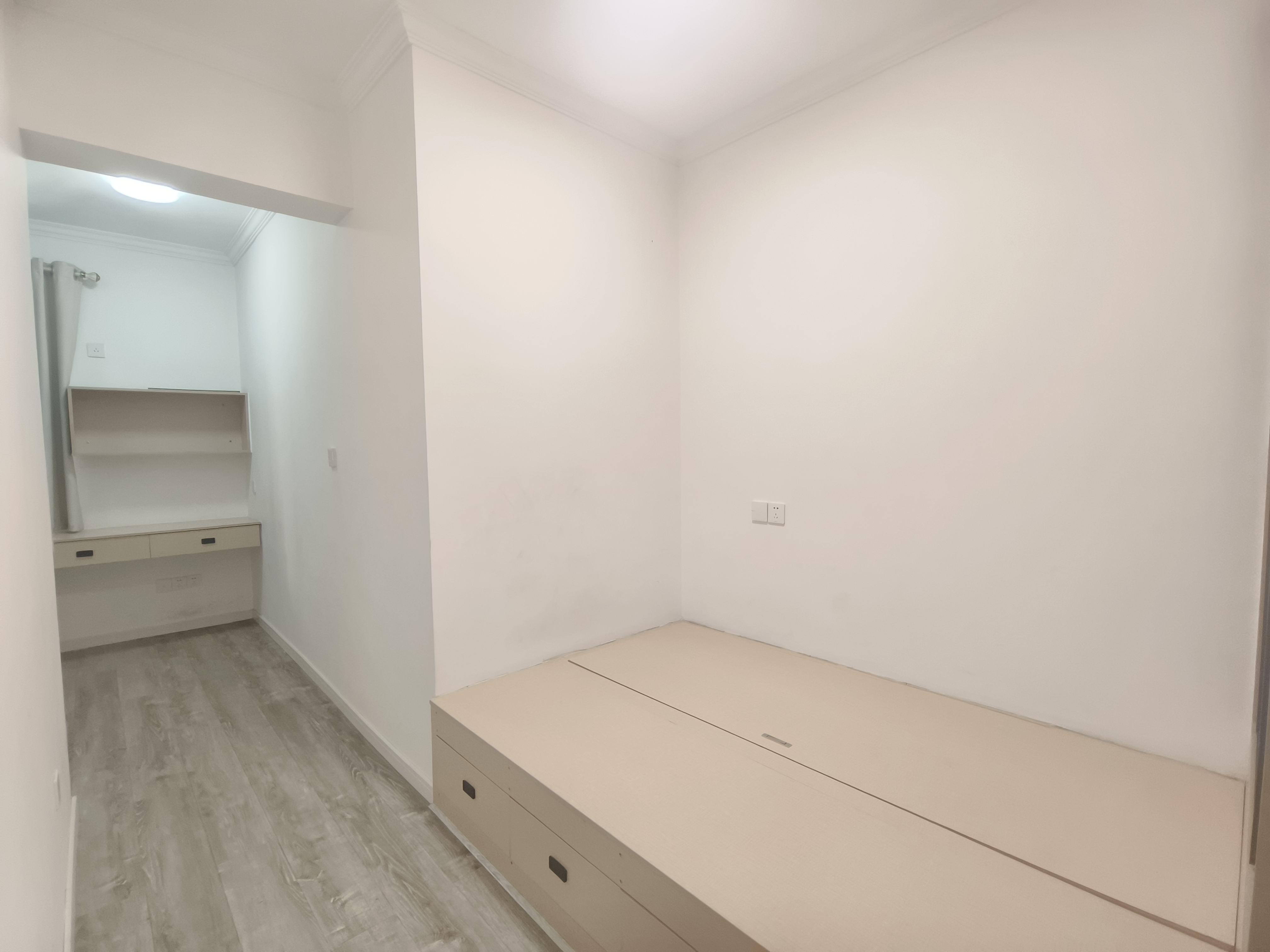 会龙山溪谷(住宅) 3室1厅1卫 1800.0元/月 会龙山溪谷(住宅) 3室1厅1卫 1800.0元/月室内图