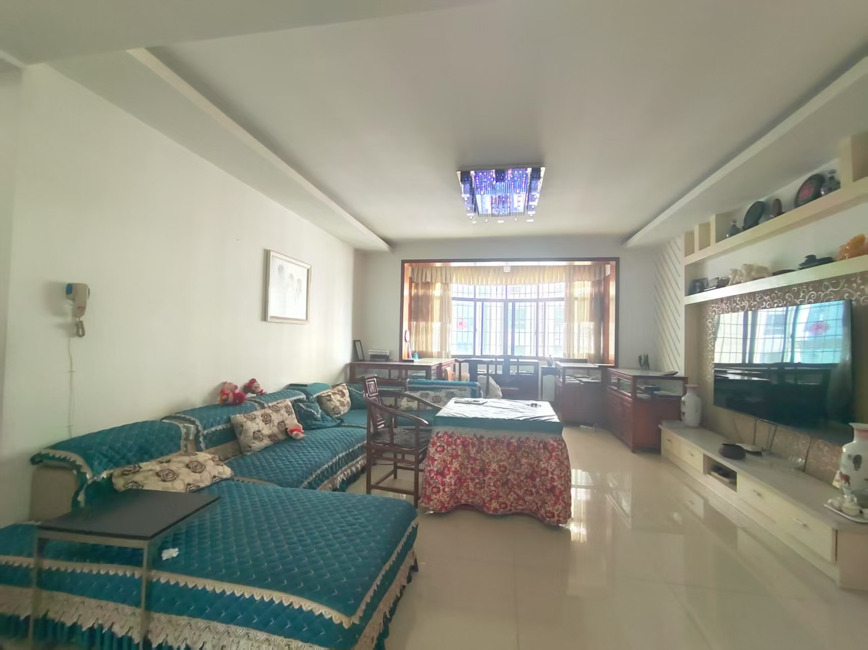 娄底技师学院家属院 3室0厅0卫 128.0万 娄底技师学院家属院 3室0厅0卫 128.0万室内图