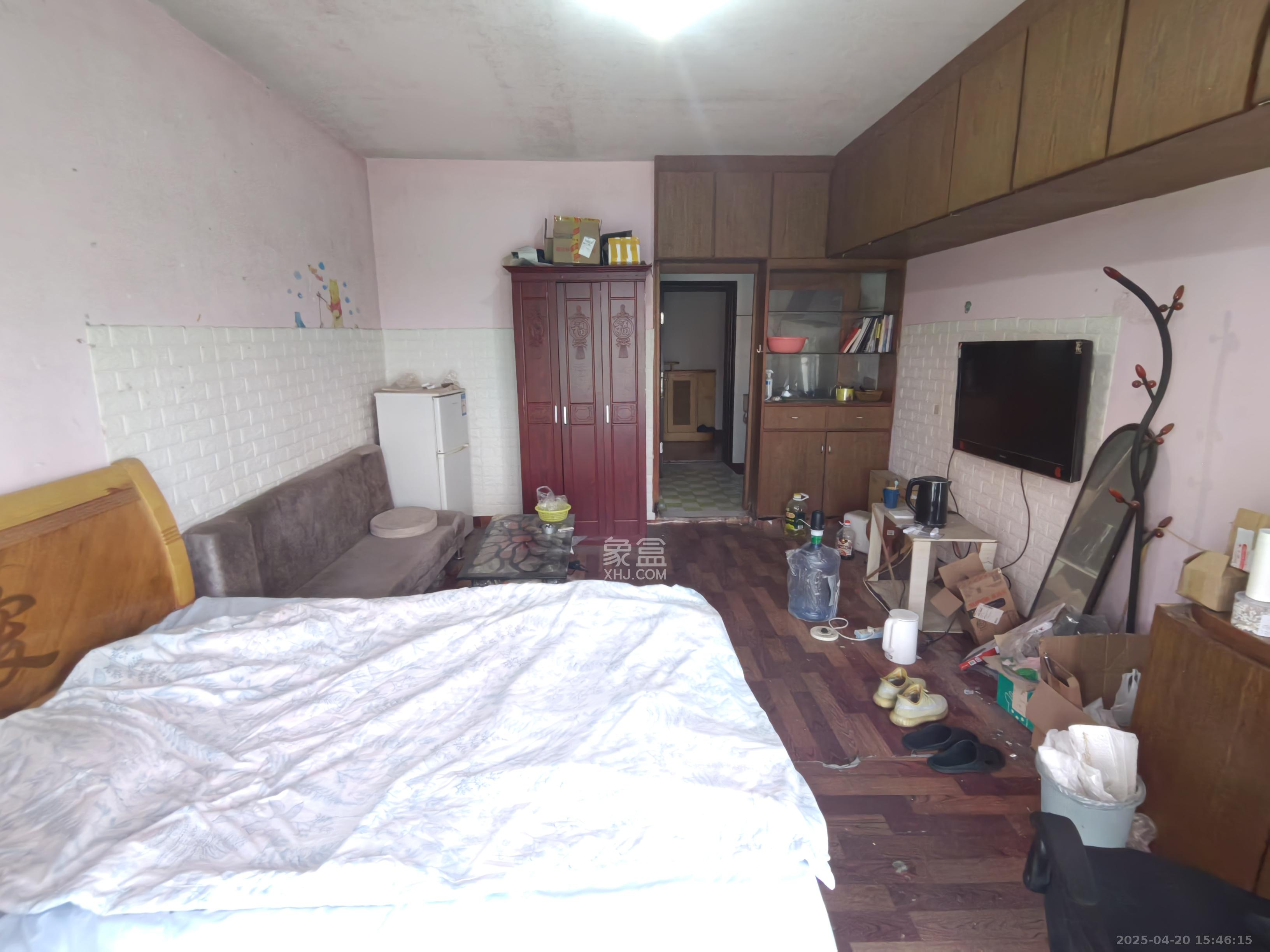 知微园 1室1厅1卫 800.0元/月 知微园 1室1厅1卫 800.0元/月室内图