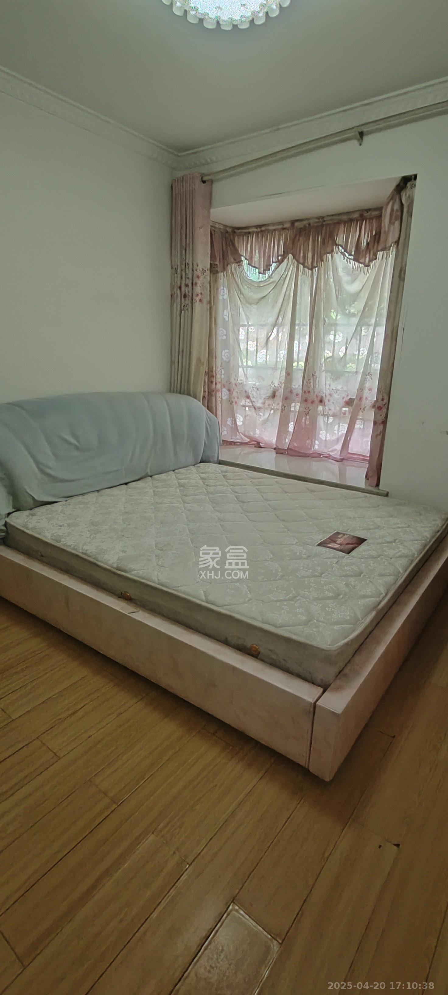 东业苹果社区  2室1厅1卫   1350.00元/月室内图