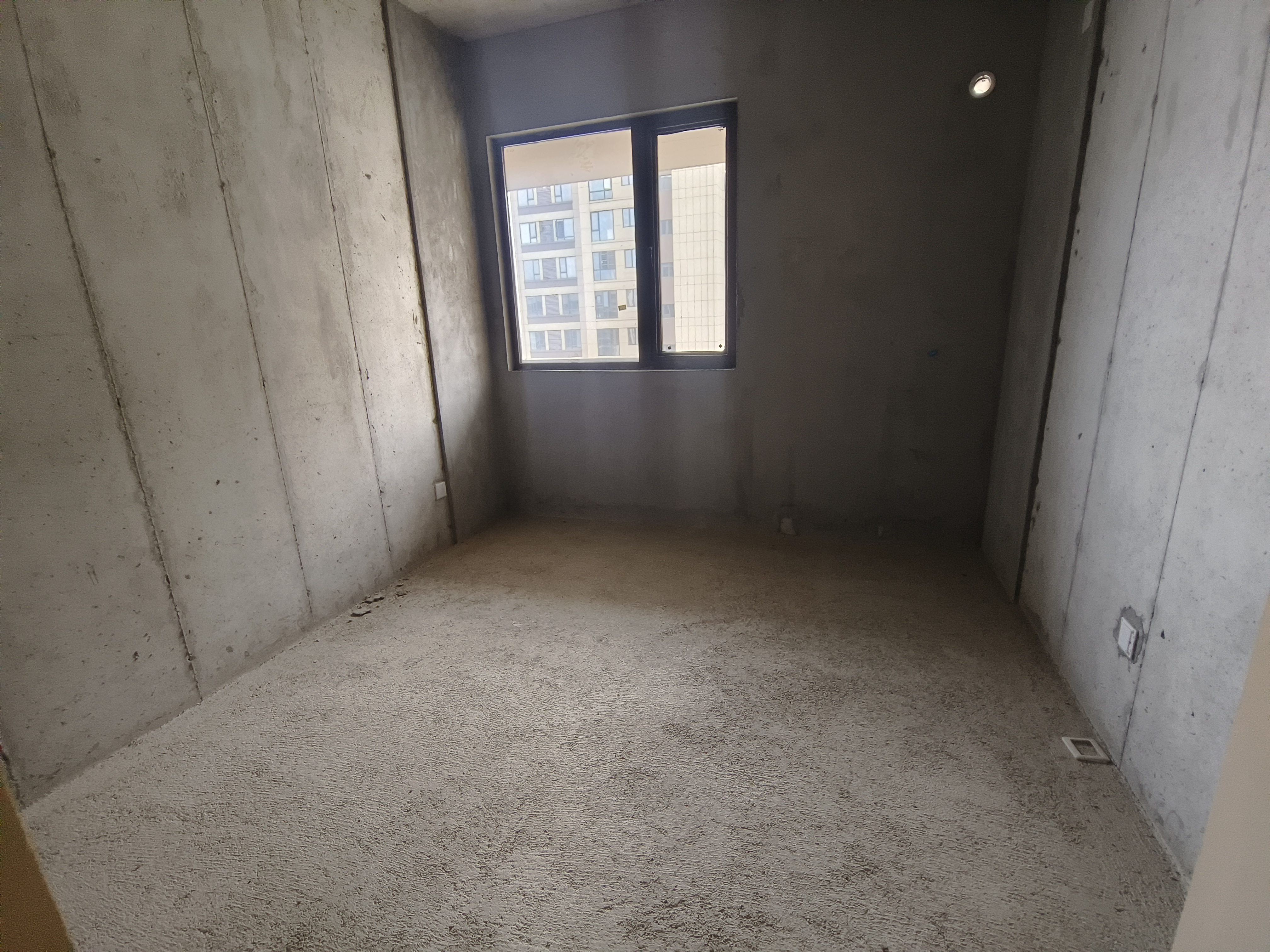 鑫湘悦璟台  3室2厅2卫    86.0万客厅