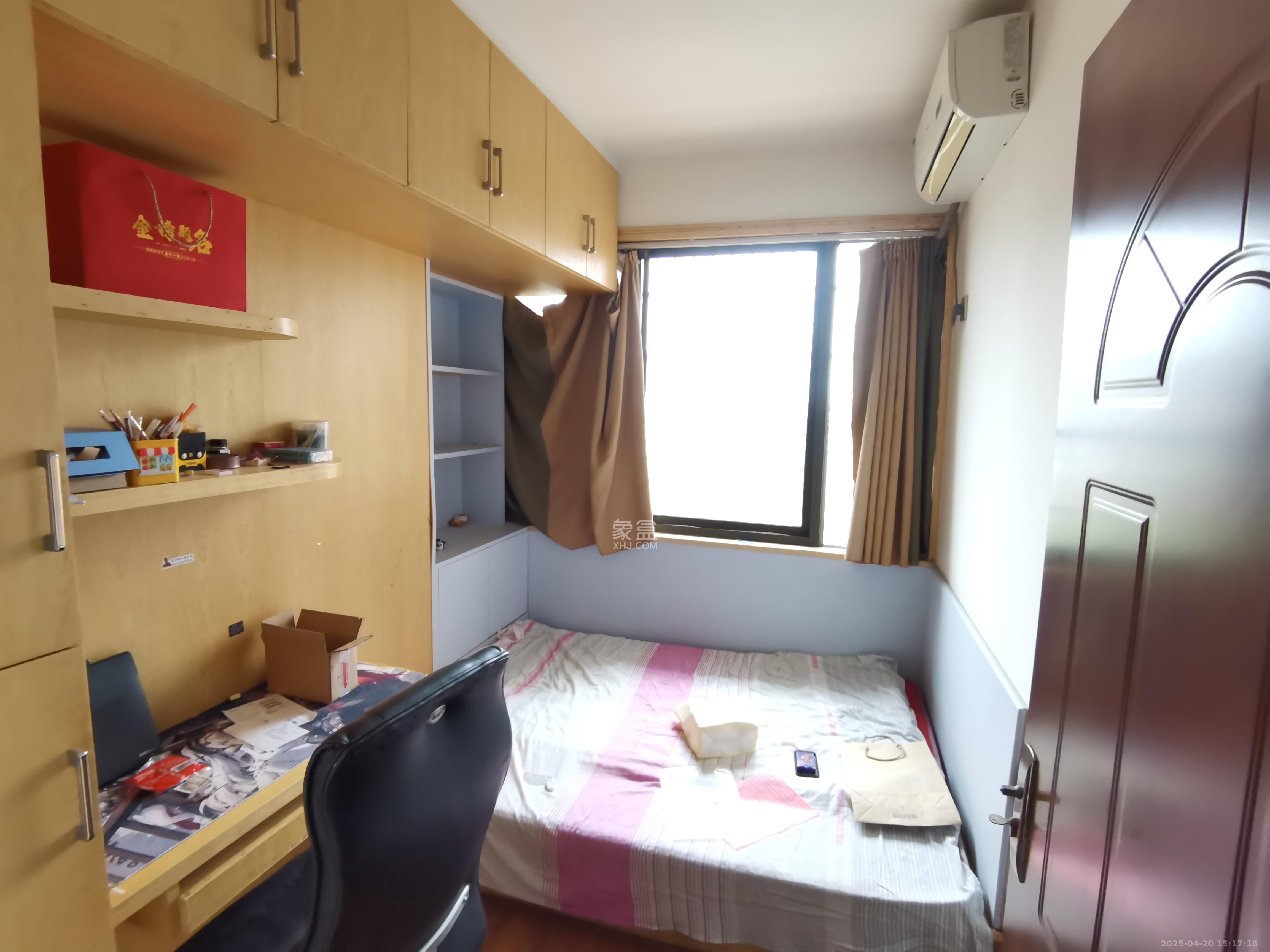 幸福庄园  3室2厅1卫   1500.00元/月室内图