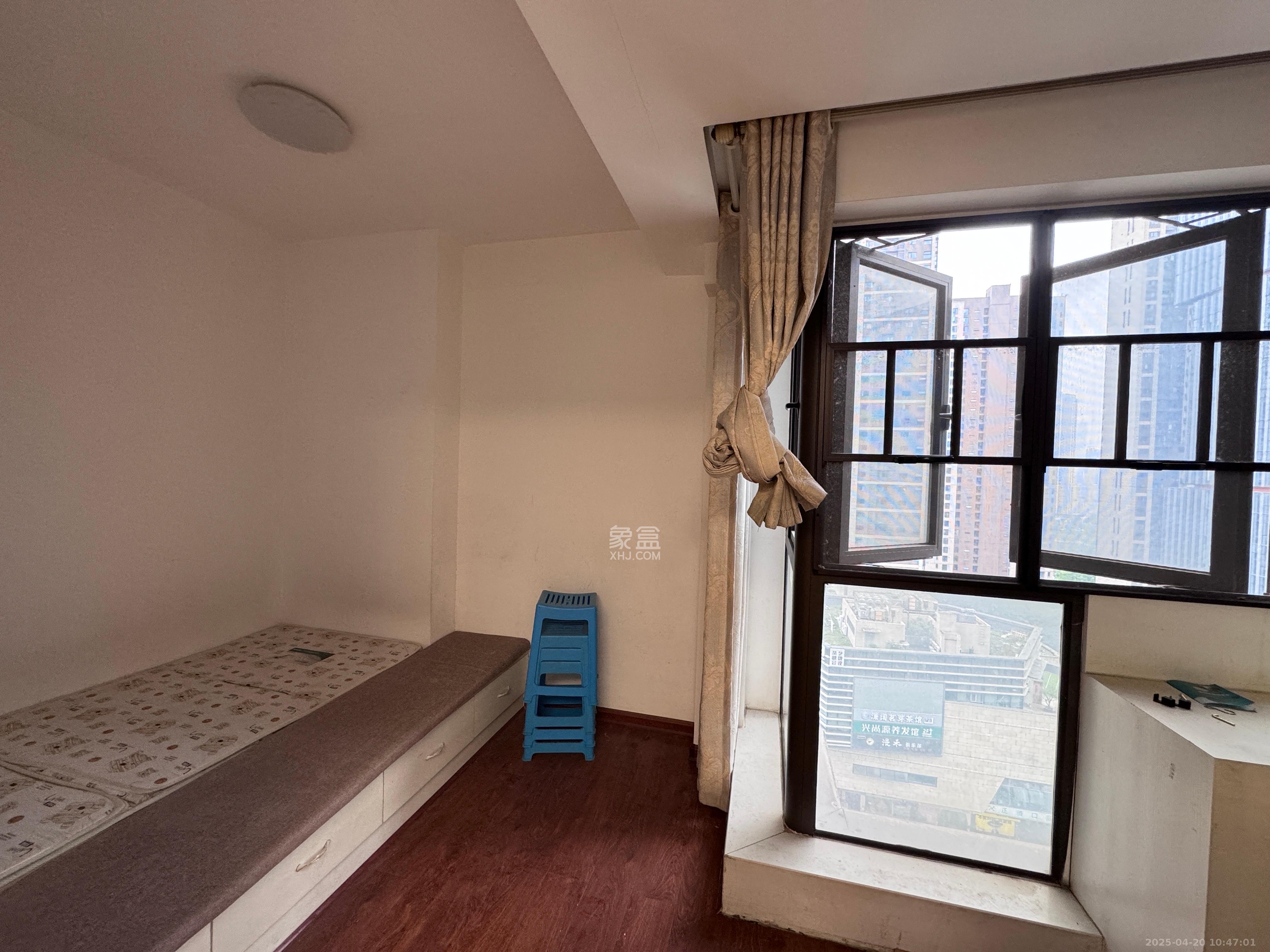 南山雍江汇(滨江国际新城) 3室2厅1卫 3000.0元/月 南山雍江汇(滨江国际新城) 3室2厅1卫 3000.0元/月室内图