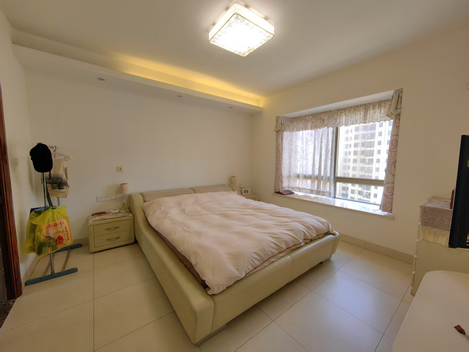 现代花园三期 4室2厅2卫 222.0万 现代花园三期 4室2厅2卫 222.0万室内图