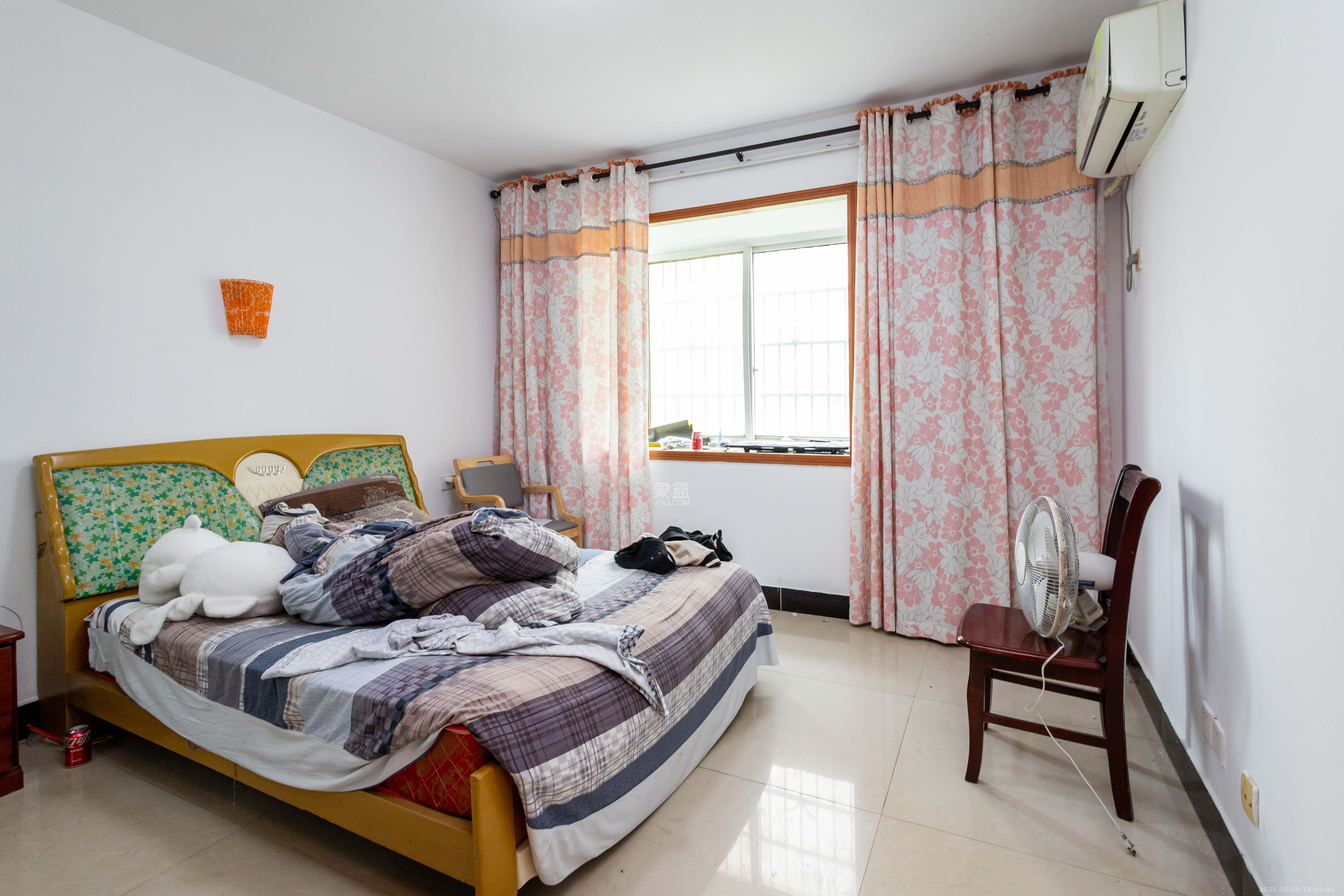 创业乐园  2室2厅1卫    38.0万卧室