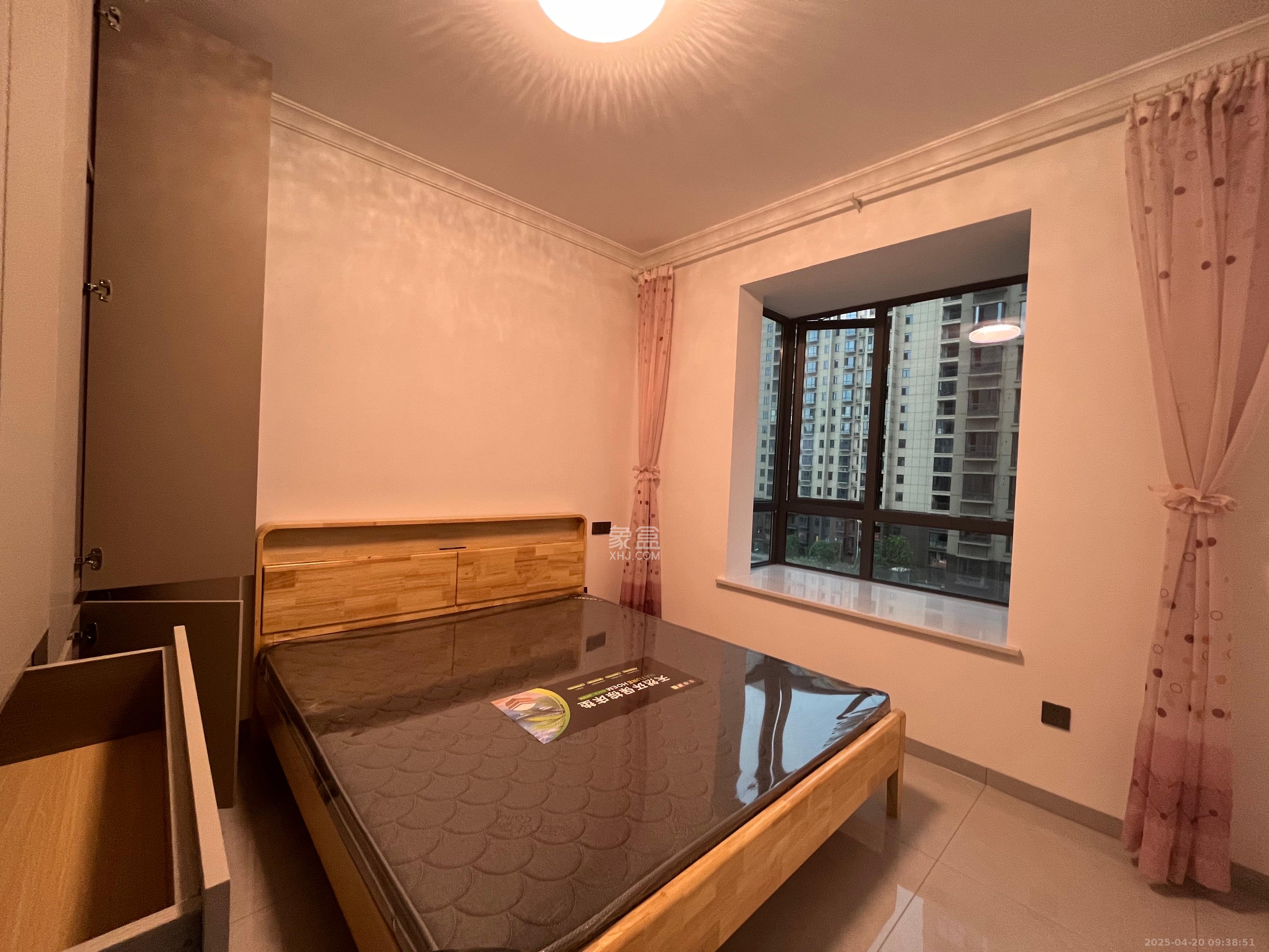 先锋新宇 2室1厅1卫 2200.0元/月 先锋新宇 2室1厅1卫 2200.0元/月室内图