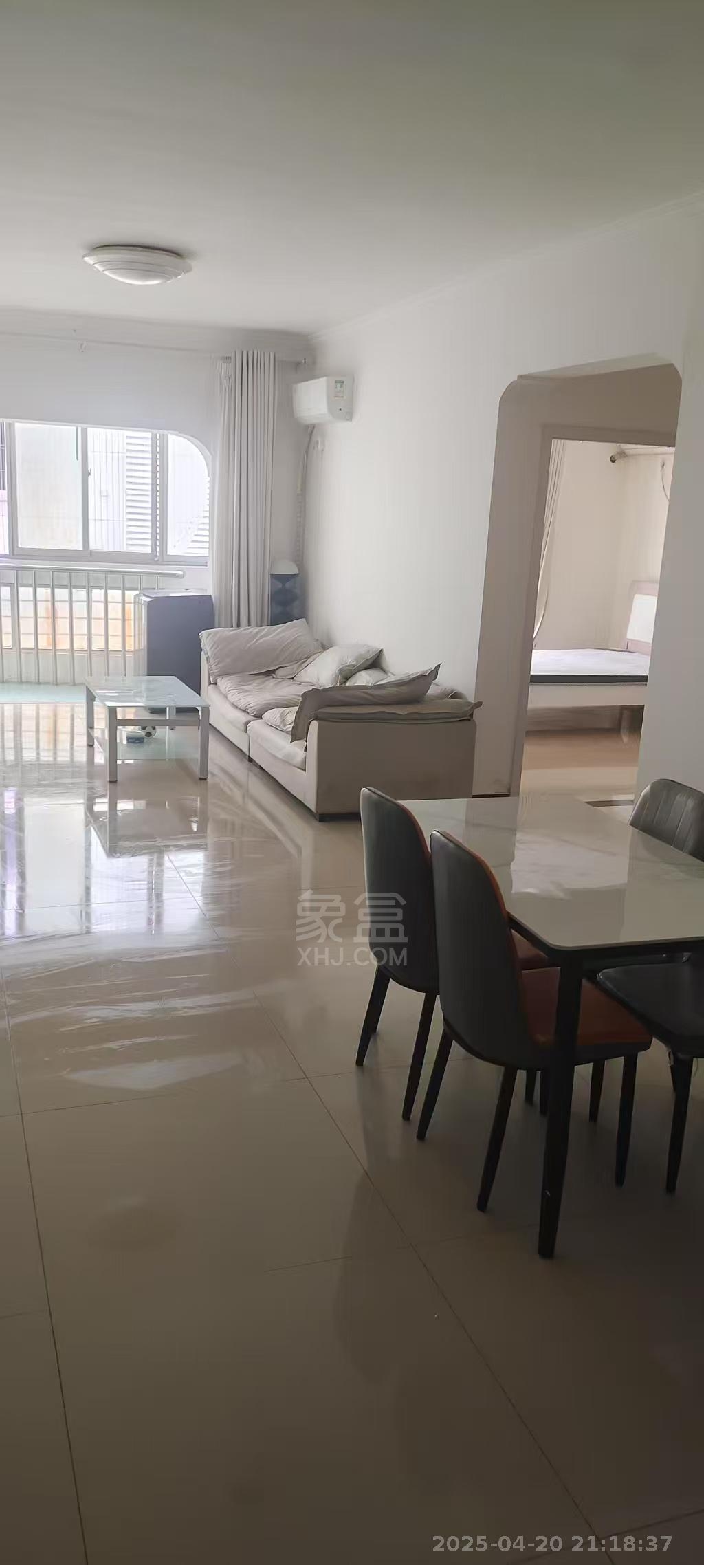 天顺楼  2室2厅1卫    1500.0元/月 天顺楼  2室2厅1卫    1500.0元/月室内图