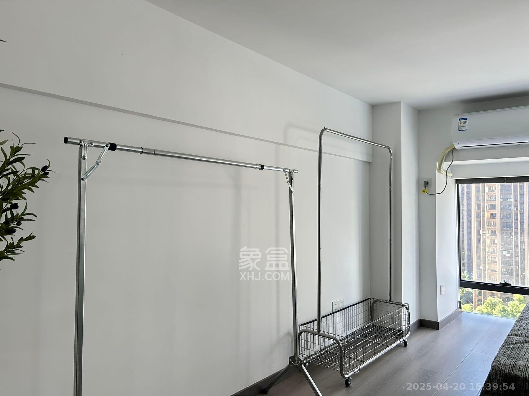 龙湖铂金岛  1室0厅0卫   2500.00元/月室内图