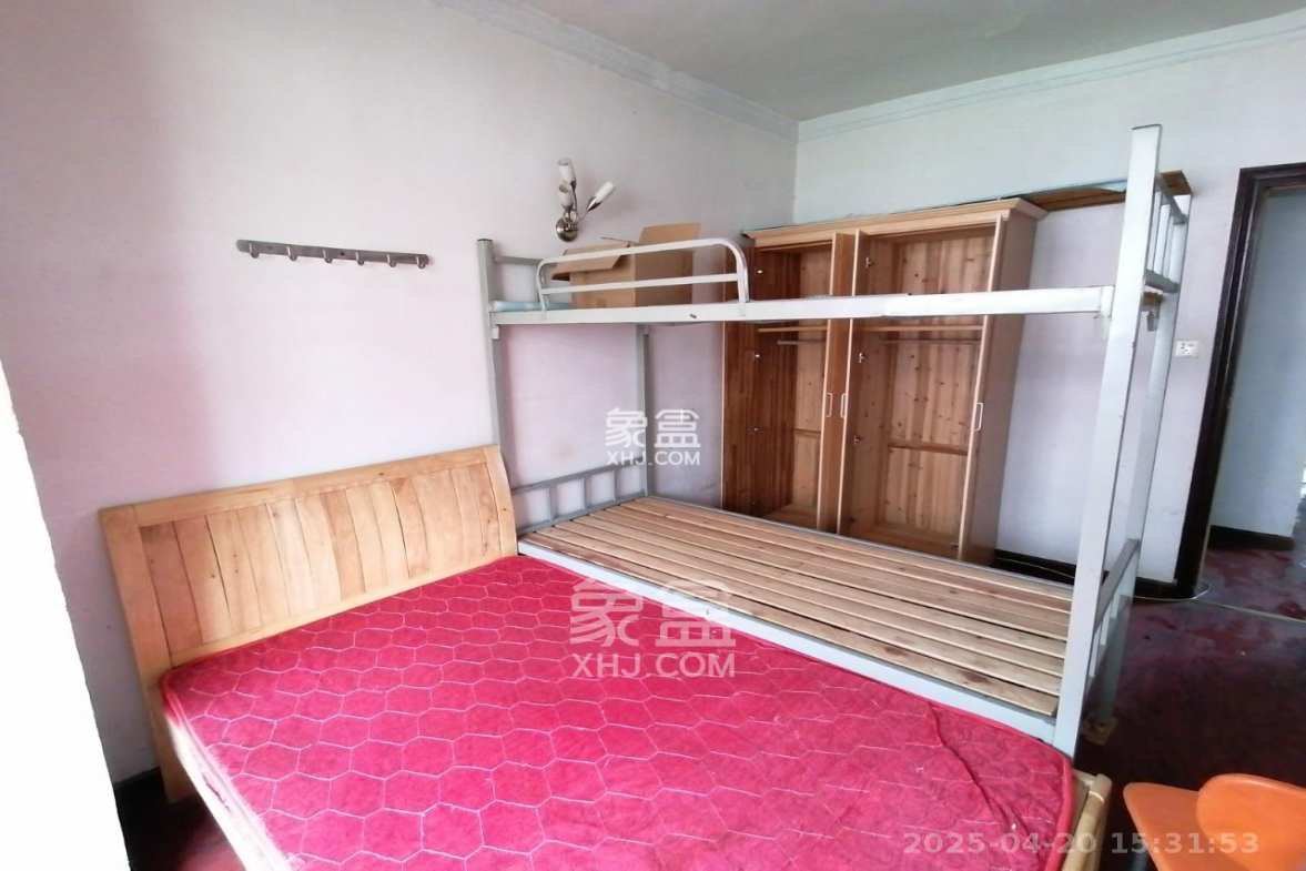 钟馗庙小区 2室1厅1卫 1400.0元/月 钟馗庙小区 2室1厅1卫 1400.0元/月室内图