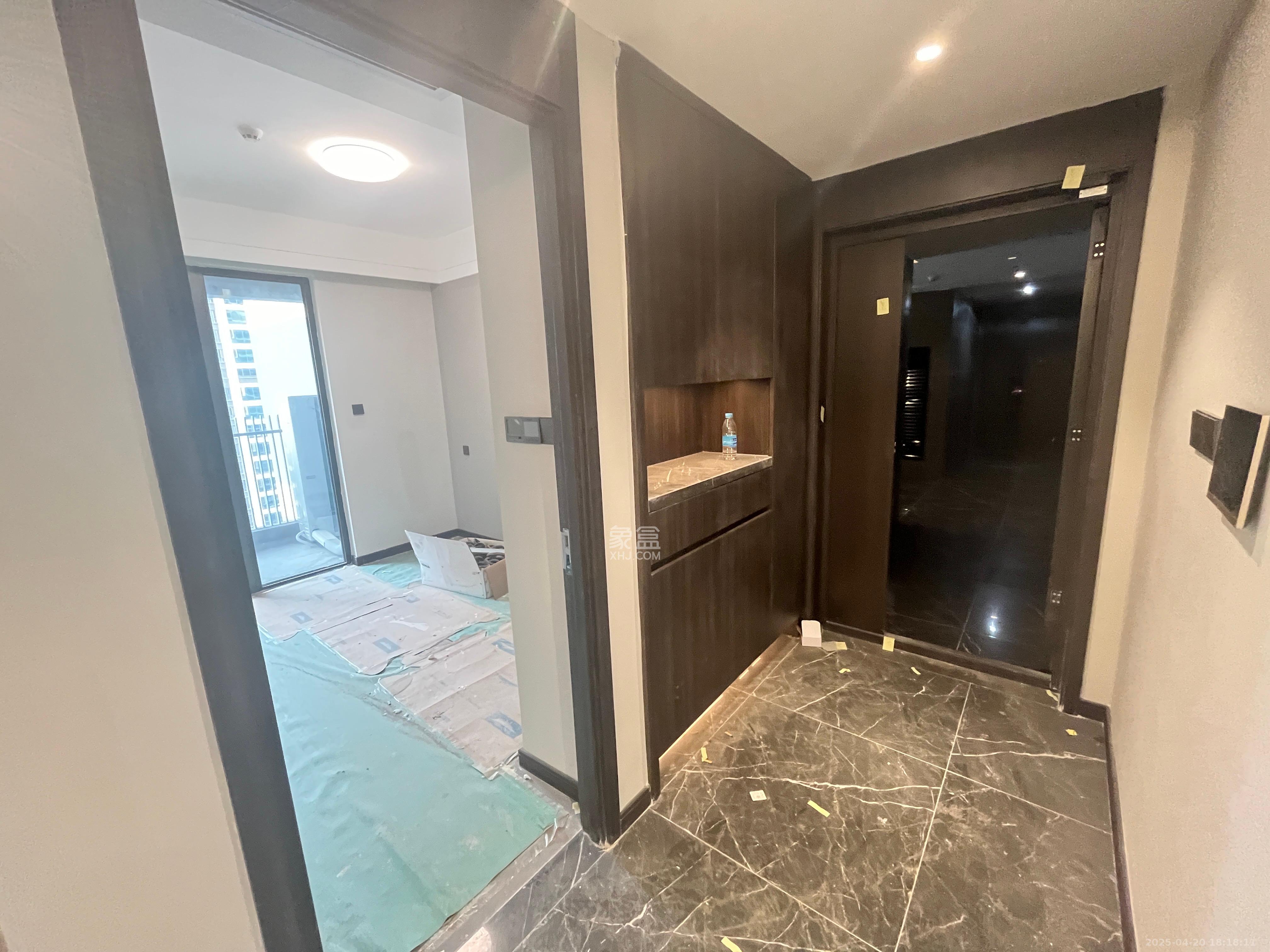 绿地麓云国际一期 4室2厅2卫 5000.0元/月 绿地麓云国际一期 4室2厅2卫 5000.0元/月室内图