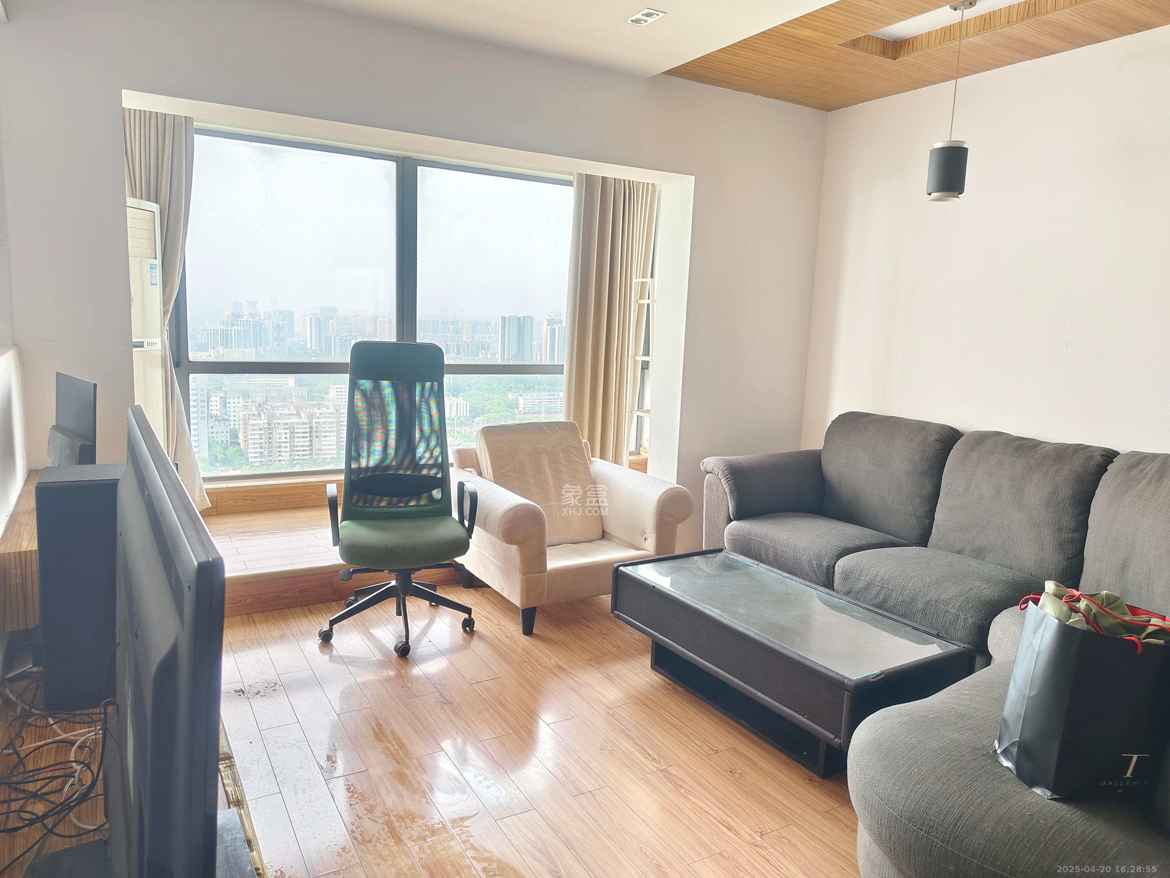 上海城小区 2室2厅2卫 2200.0元/月 上海城小区 2室2厅2卫 2200.0元/月室内图