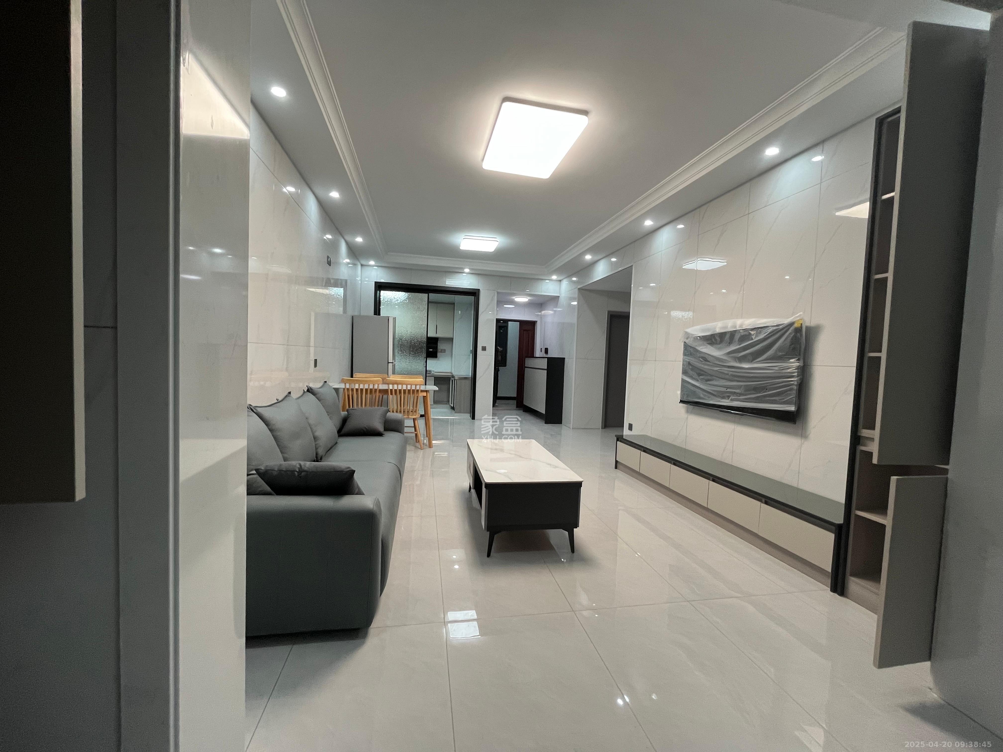 先锋新宇 2室1厅1卫 2200.0元/月 先锋新宇 2室1厅1卫 2200.0元/月室内图