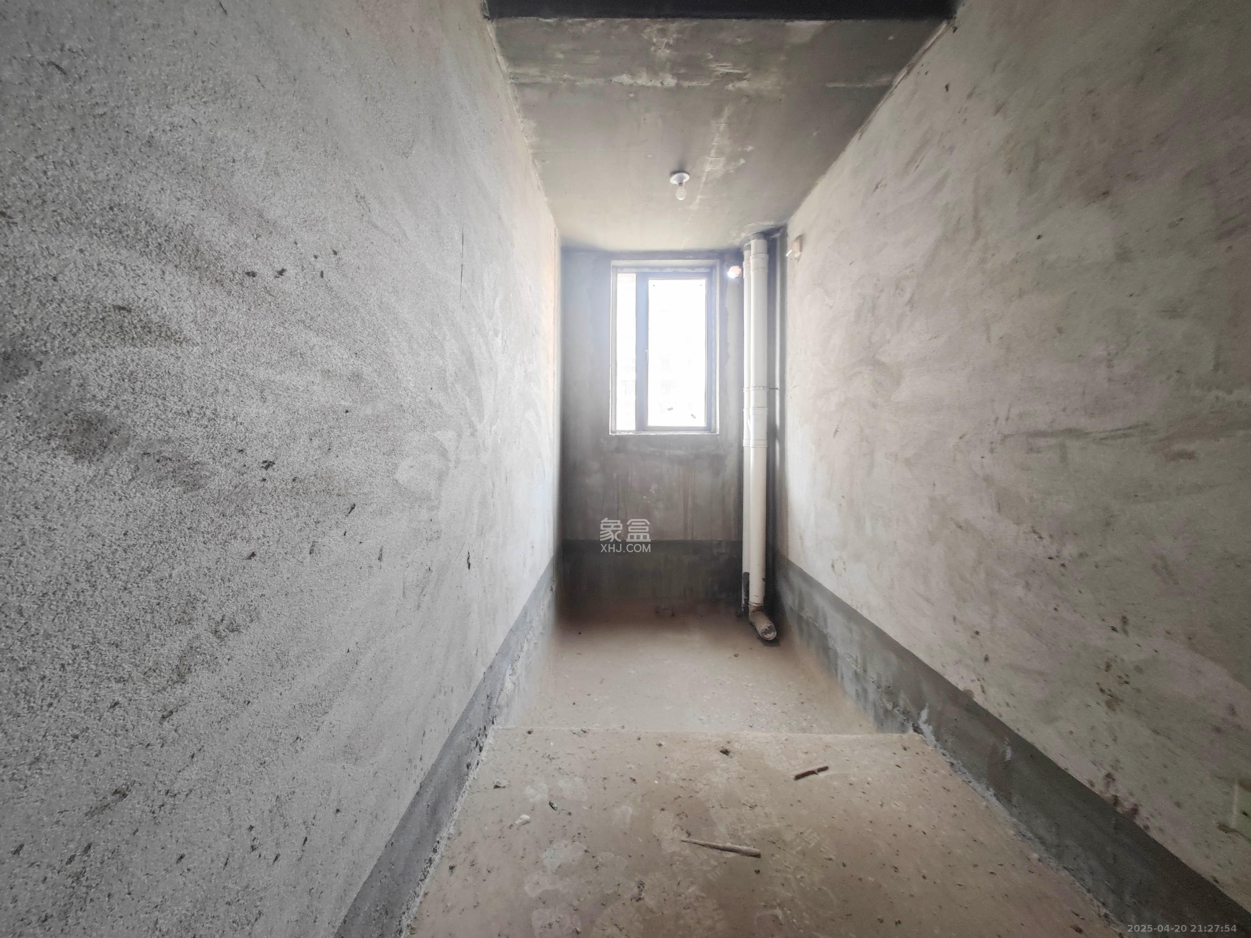 佳辉丽景鑫城  3室2厅1卫    78.0万 佳辉丽景鑫城  3室2厅1卫    78.0万卫生间