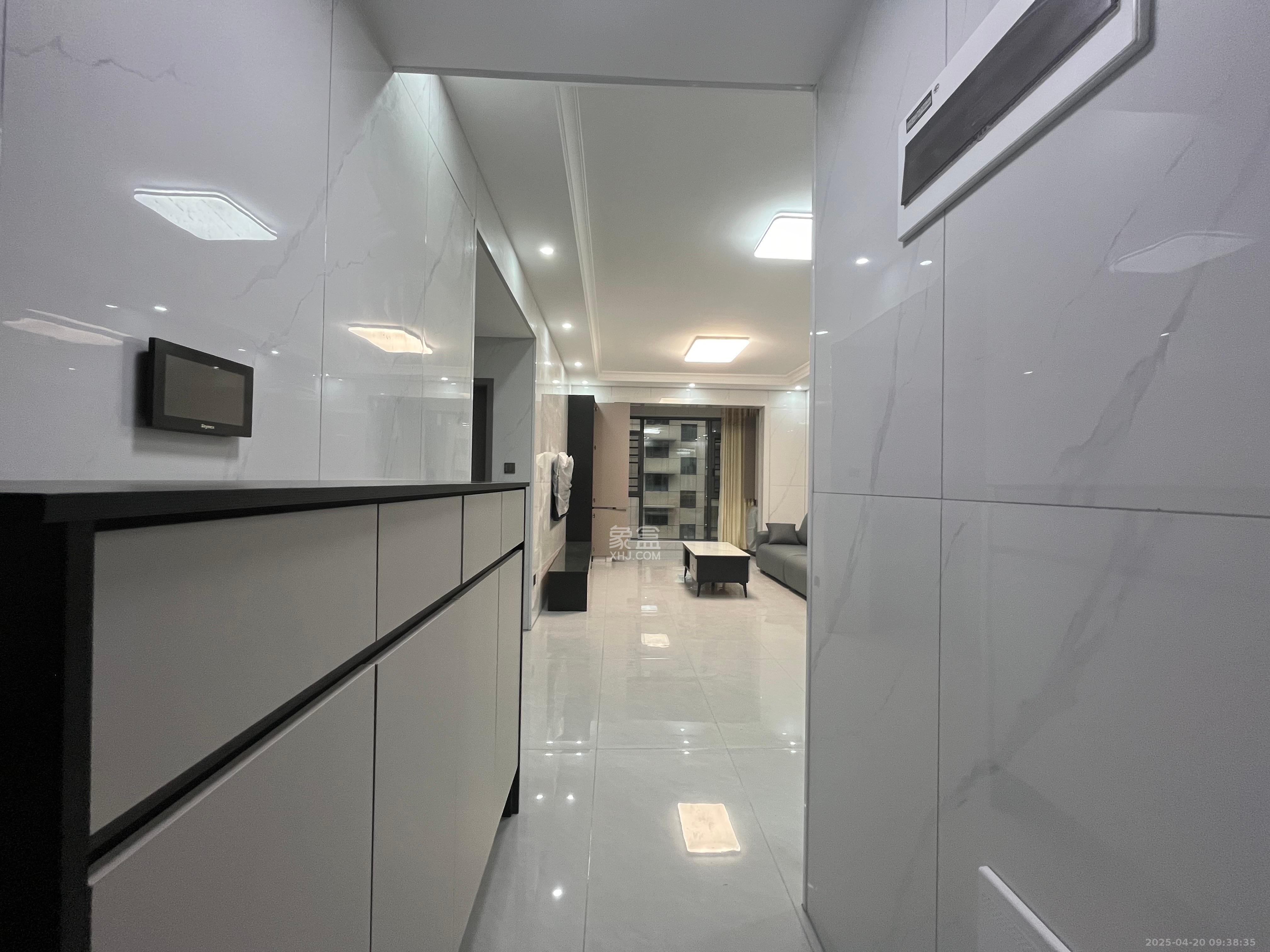 先锋新宇 2室1厅1卫 2200.0元/月 先锋新宇 2室1厅1卫 2200.0元/月室内图