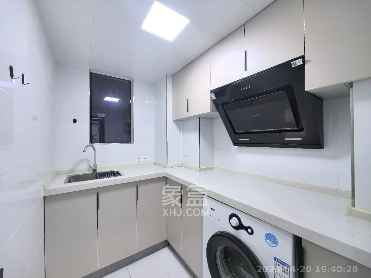 君悦新天地  1室1厅1卫   1800.00元/月室内图