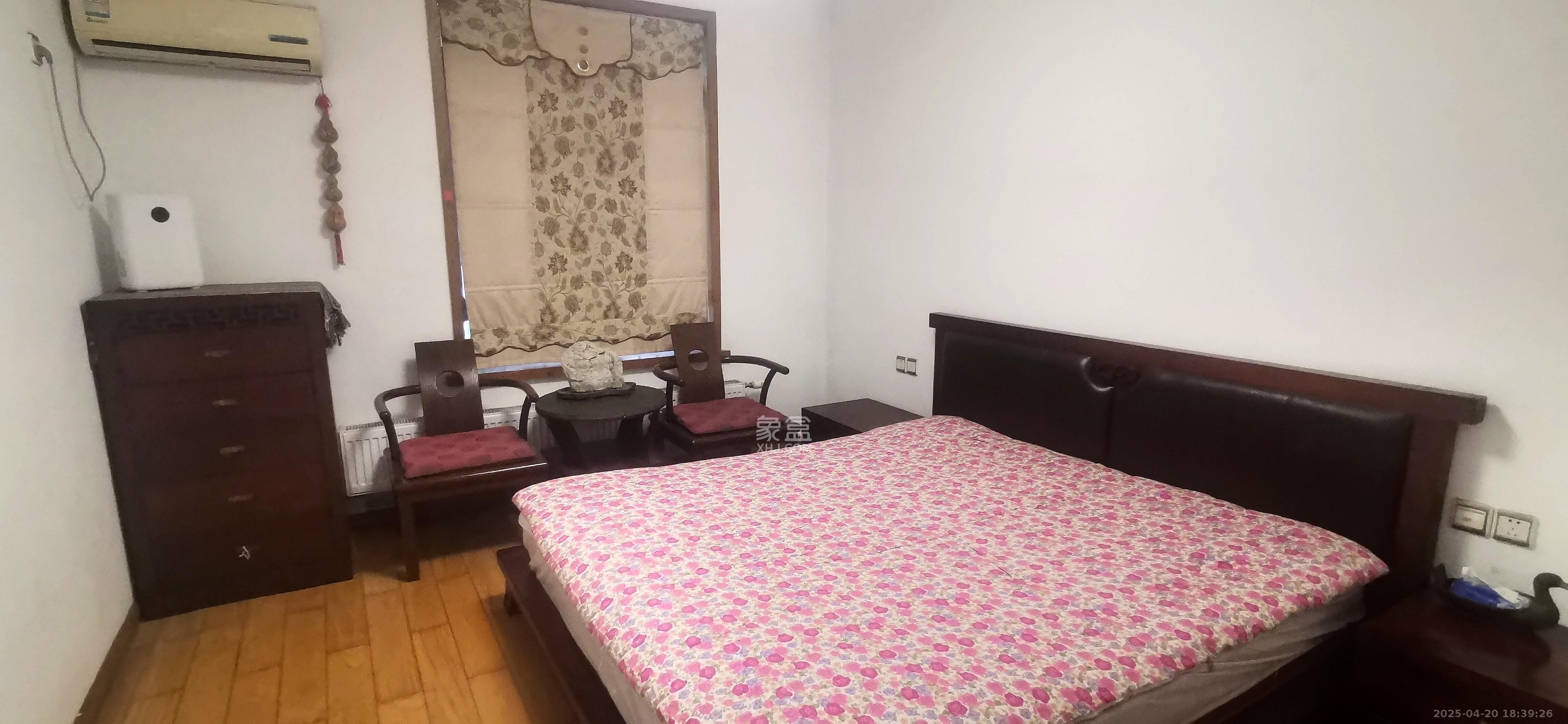 万煦园  4室2厅2卫    3200.0元/月 万煦园  4室2厅2卫    3200.0元/月室内图