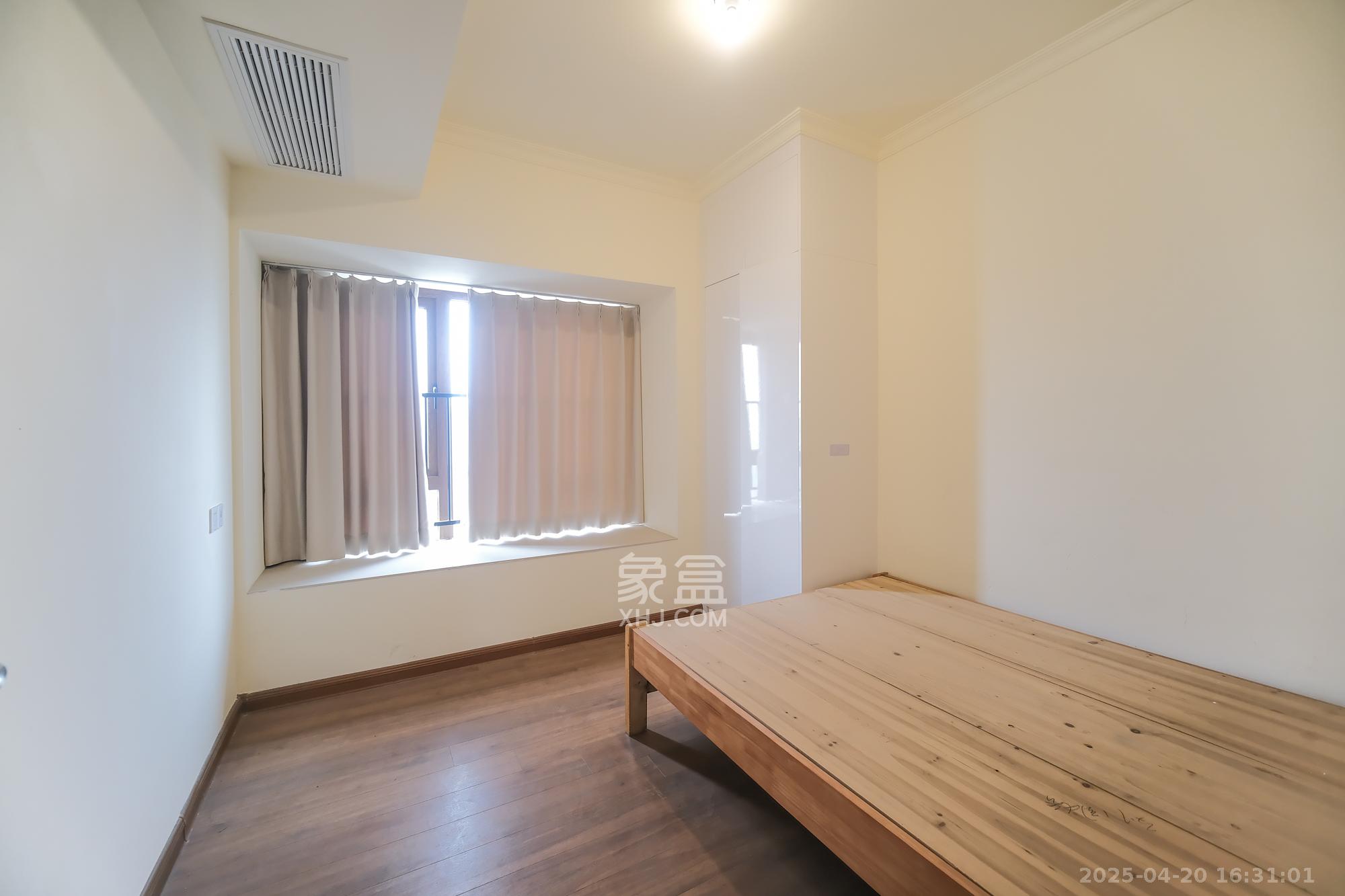 碧桂园翘楚棠 3室1厅1卫 95.0万 碧桂园翘楚棠 3室1厅1卫 95.0万卧室