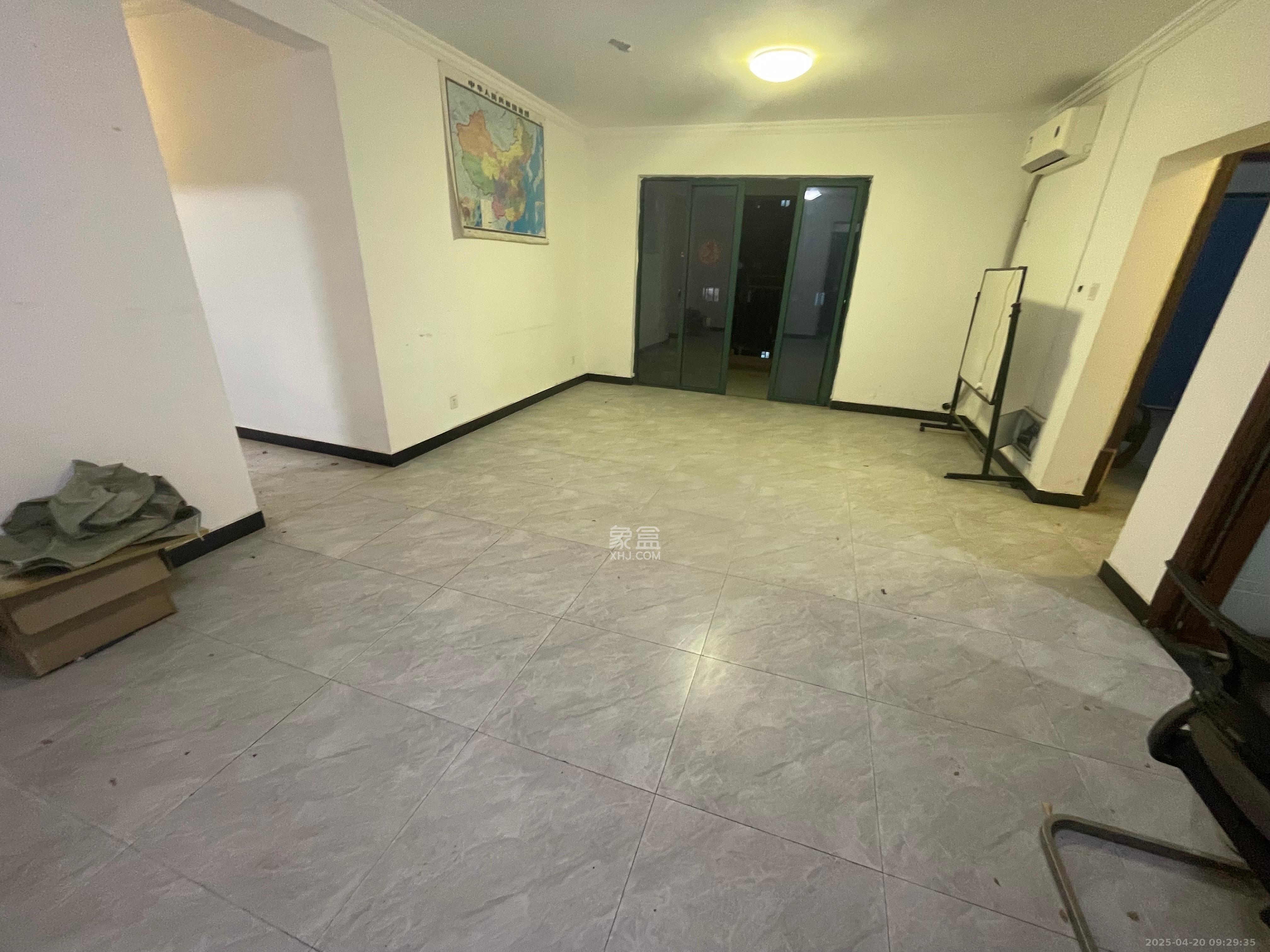 才子嘉都 4室2厅2卫 2300.0元/月 才子嘉都 4室2厅2卫 2300.0元/月室内图