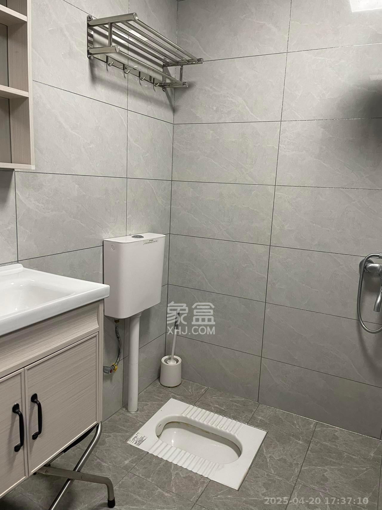 梅溪湖家居建材城  1室1厅1卫   1400.00元/月室内图