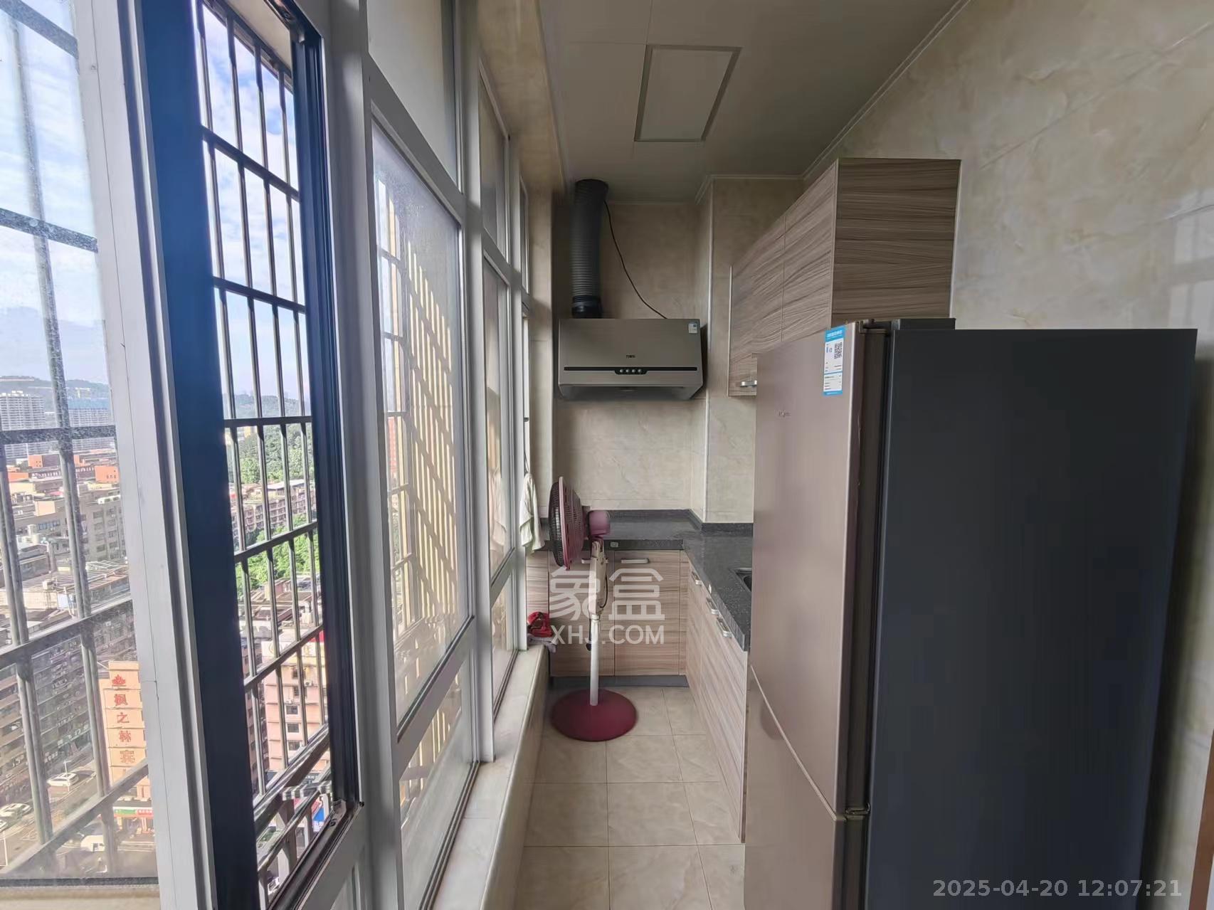 金鼎公园尚 1室1厅1卫 1100.0元/月 金鼎公园尚 1室1厅1卫 1100.0元/月室内图