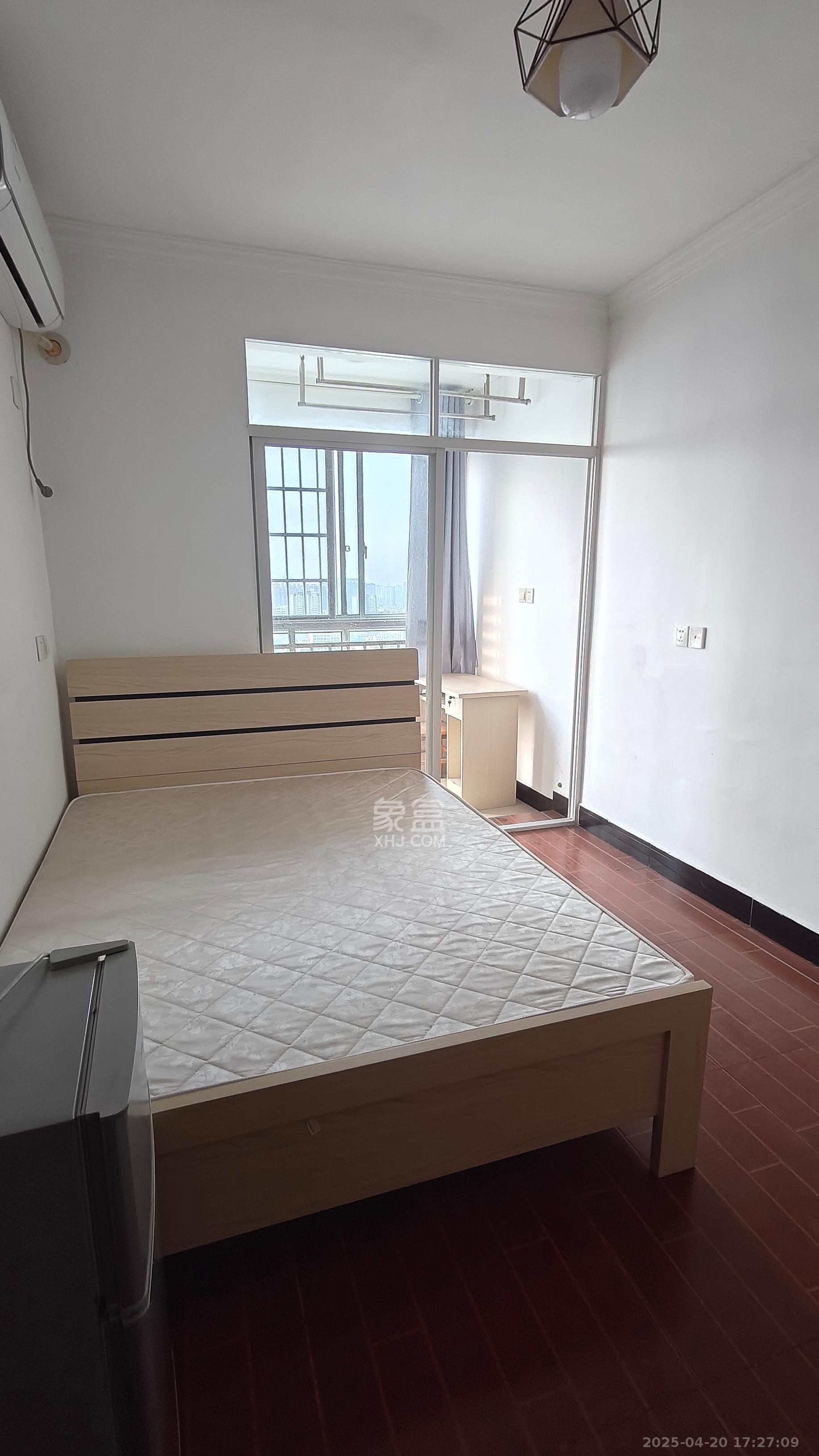 高桥现代商贸城 1室1厅1卫 1080.0元/月 高桥现代商贸城 1室1厅1卫 1080.0元/月室内图