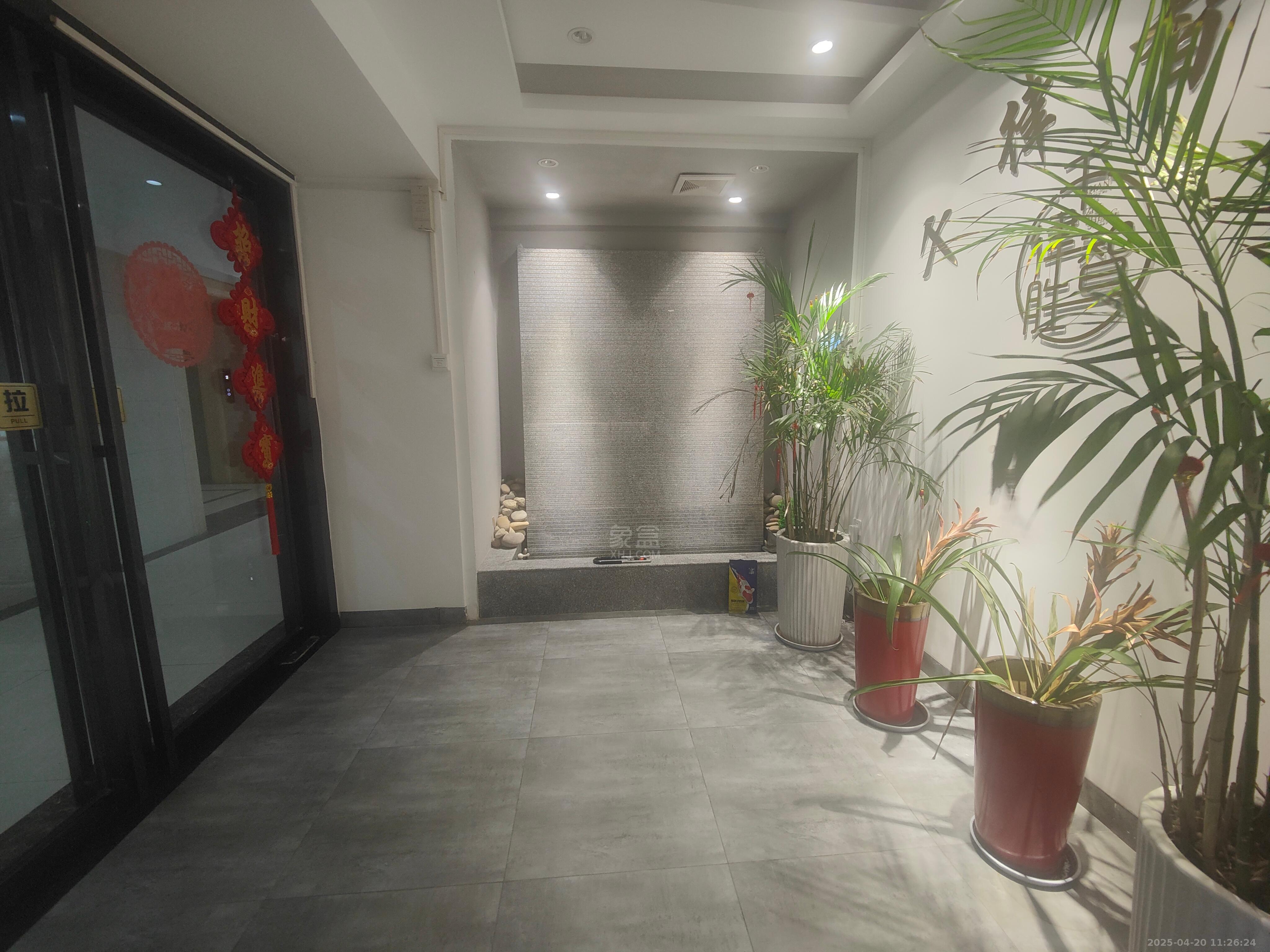 庐山春天 1室1厅1卫 2300.0元/月 庐山春天 1室1厅1卫 2300.0元/月室内图