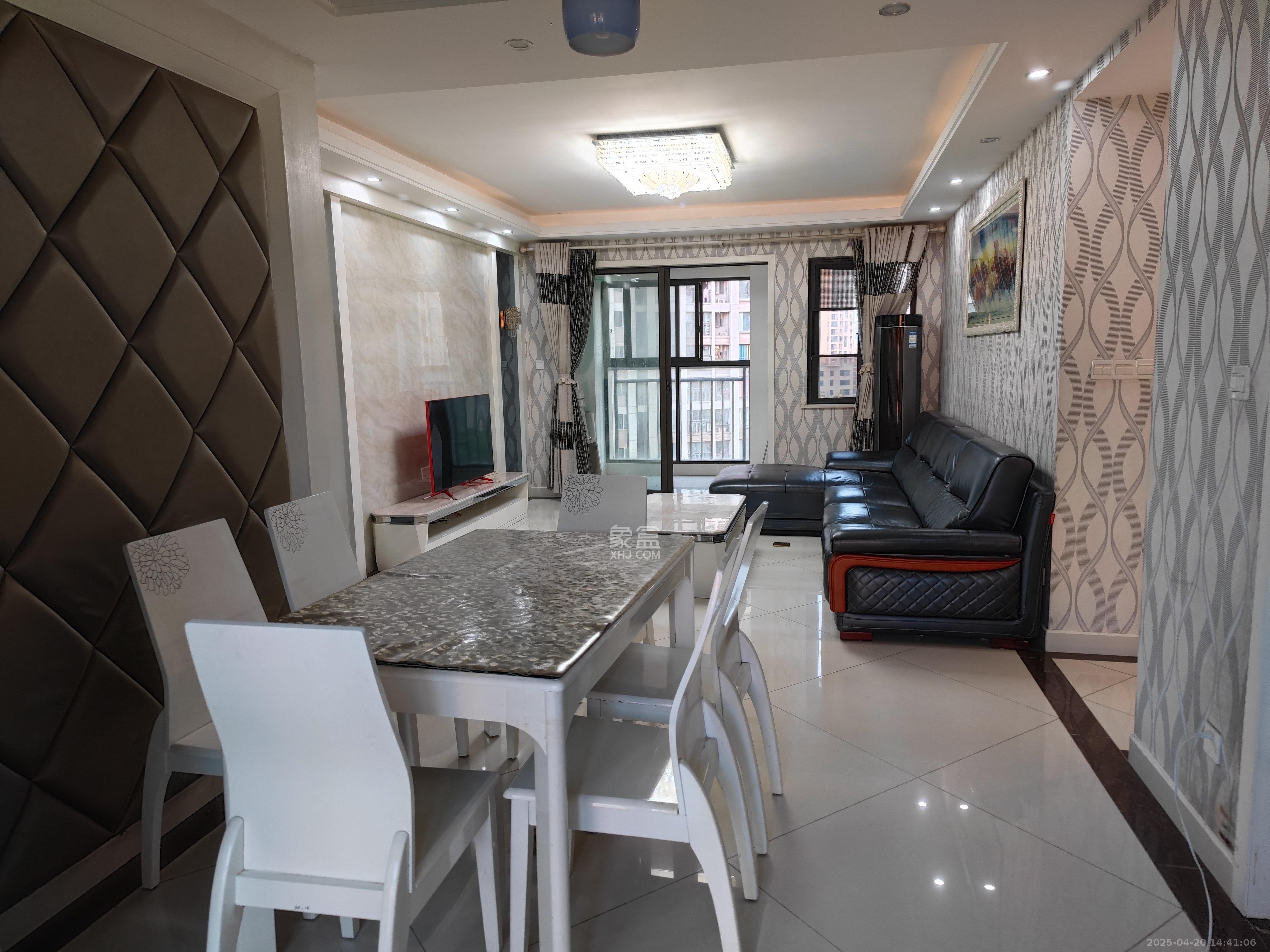 旭辉御府 4室2厅1卫 3300.0元/月 旭辉御府 4室2厅1卫 3300.0元/月室内图