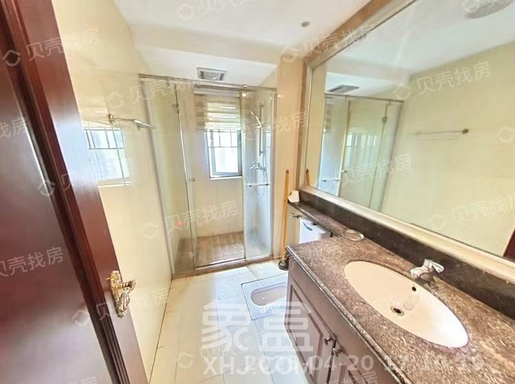 恒大翡翠华庭  3室2厅1卫   2200.00元/月室内图