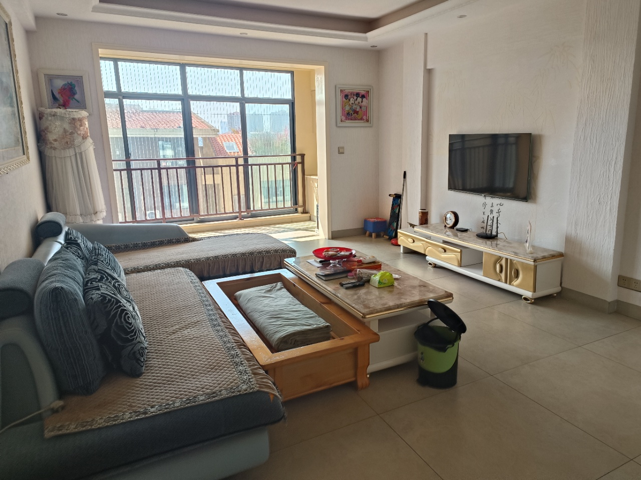 领秀资江 3室2厅1卫 1800.0元/月 领秀资江 3室2厅1卫 1800.0元/月室内图