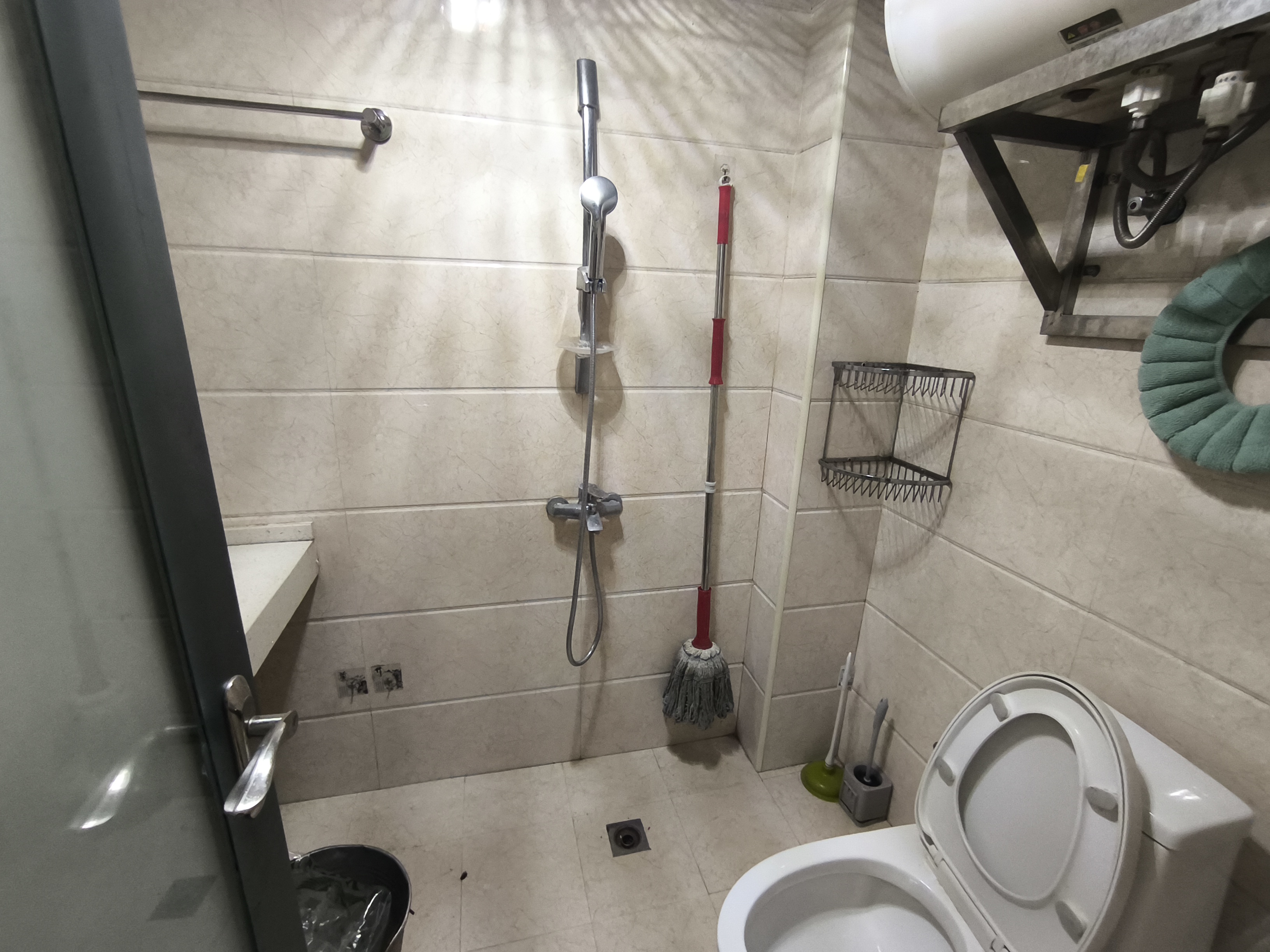 立方公寓 1室1厅1卫 1300.0元/月 立方公寓 1室1厅1卫 1300.0元/月室内图