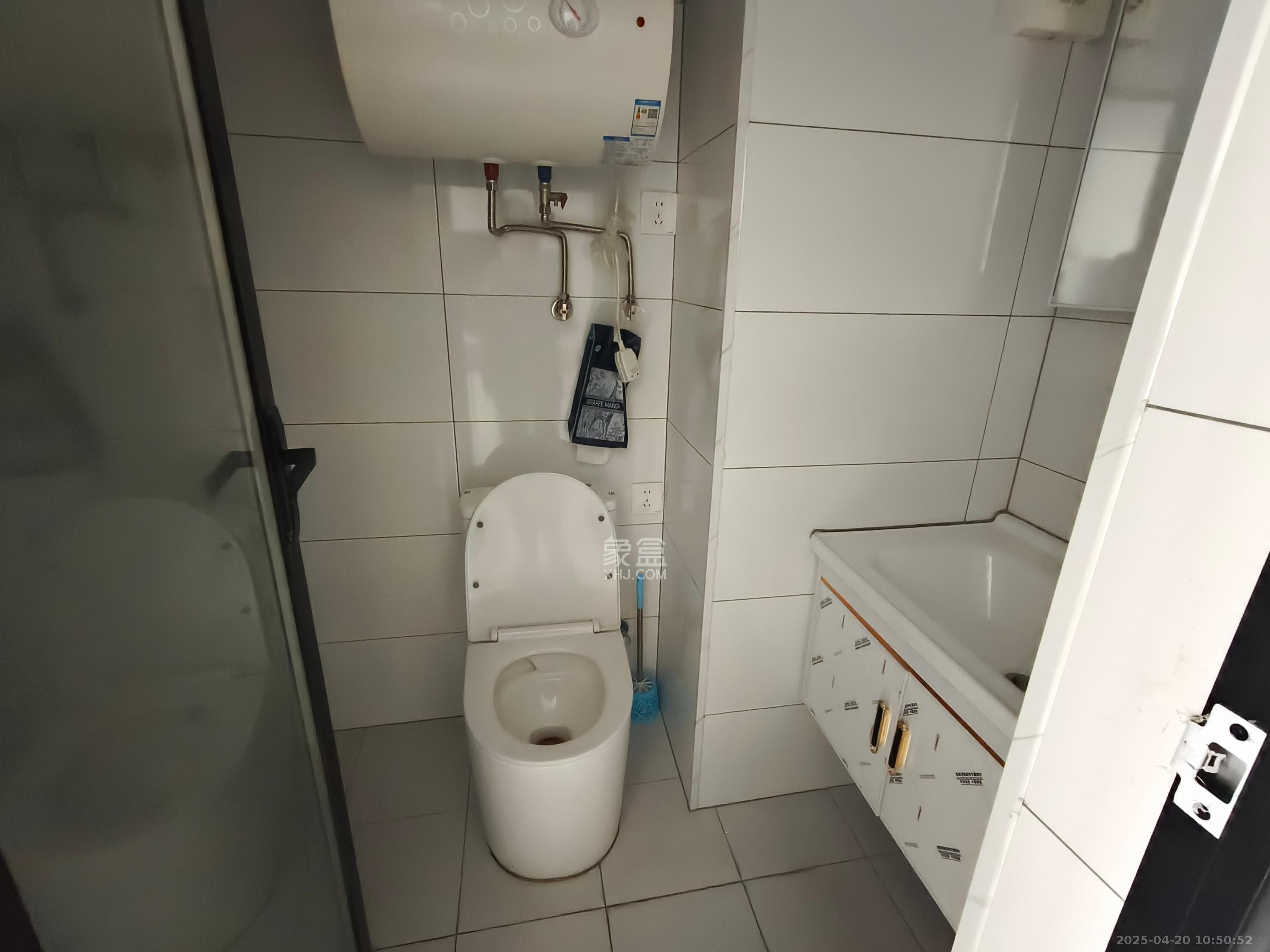 龙湖湘江星座(祺鑫星座公寓) 1室1厅1卫 2450.0元/月 龙湖湘江星座(祺鑫星座公寓) 1室1厅1卫 2450.0元/月户型图