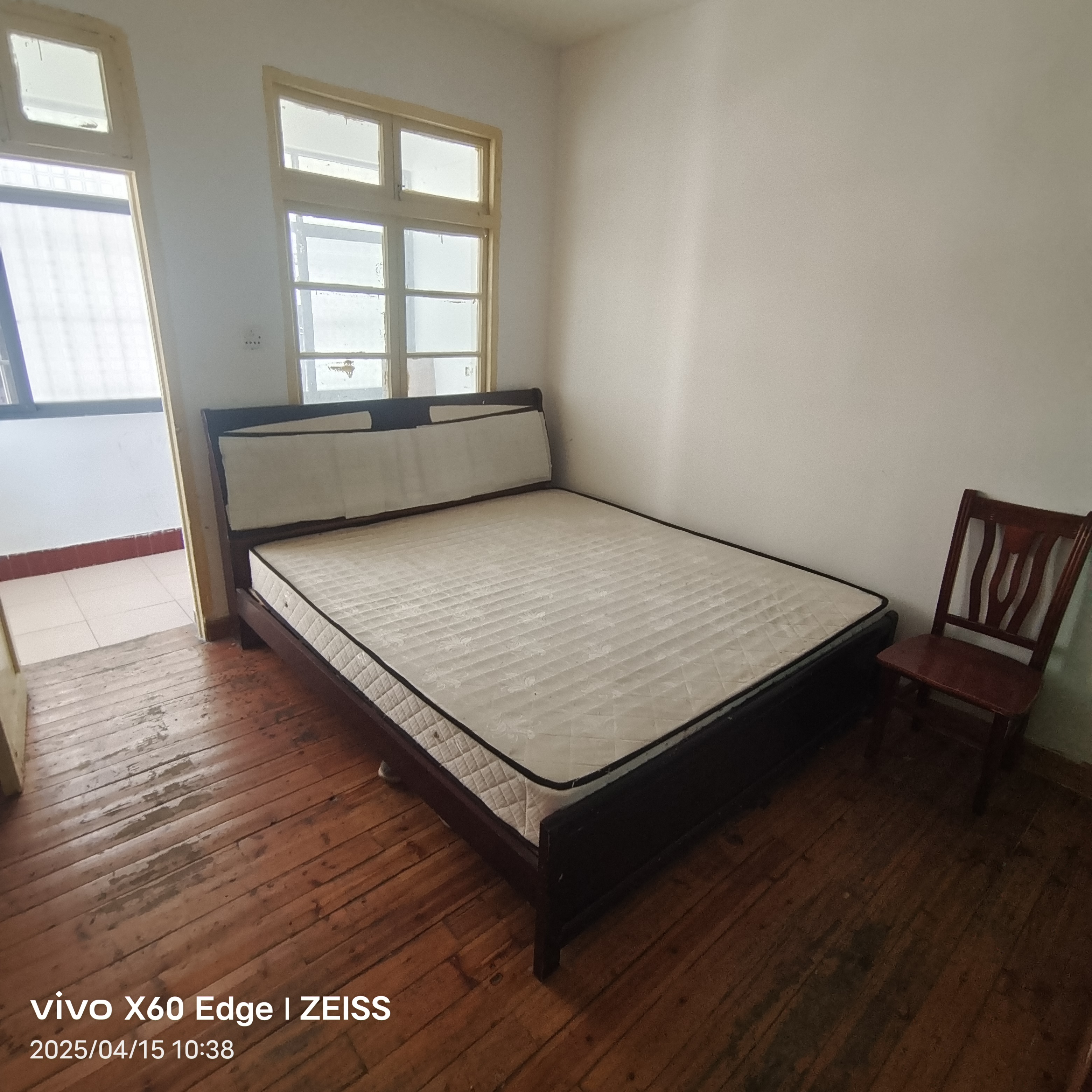 环城南路散盘 2室1厅1卫 550.0元/月 环城南路散盘 2室1厅1卫 550.0元/月室内图