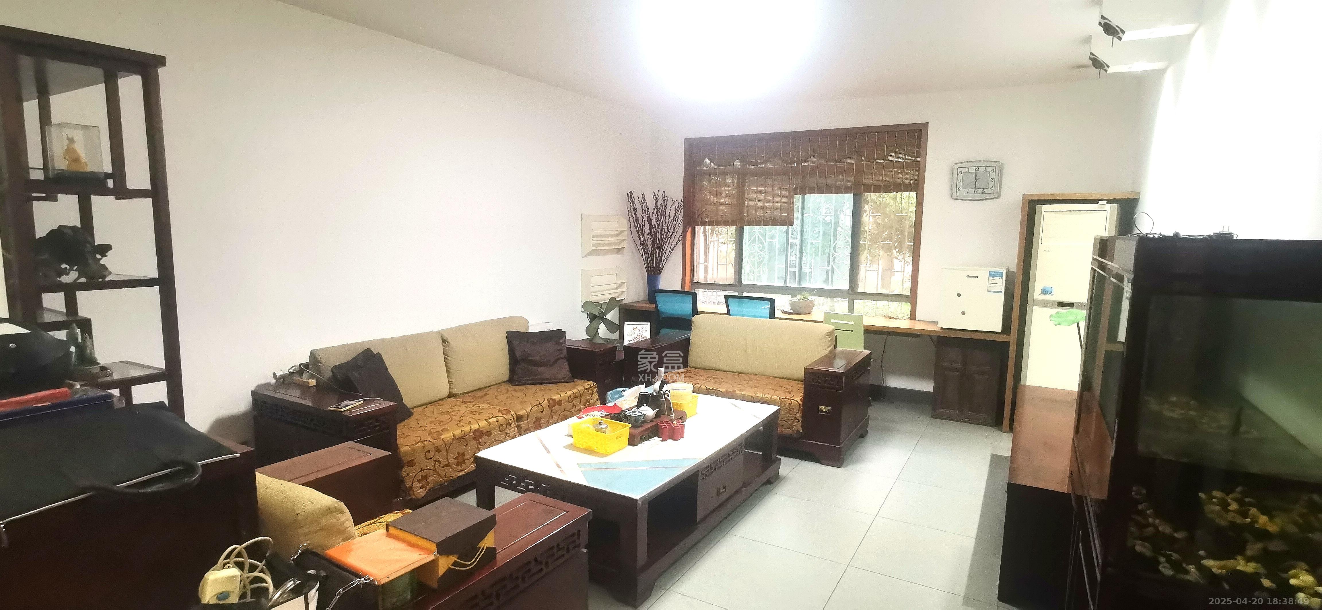 万煦园  4室2厅2卫    3200.0元/月 万煦园  4室2厅2卫    3200.0元/月