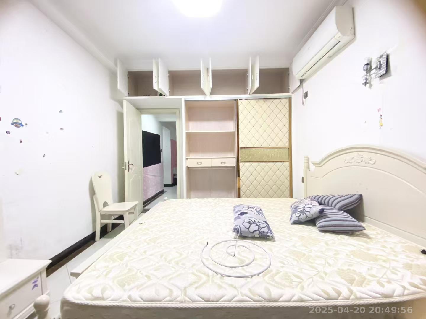 达美D6区  1室1厅1卫   1900.00元/月室内图