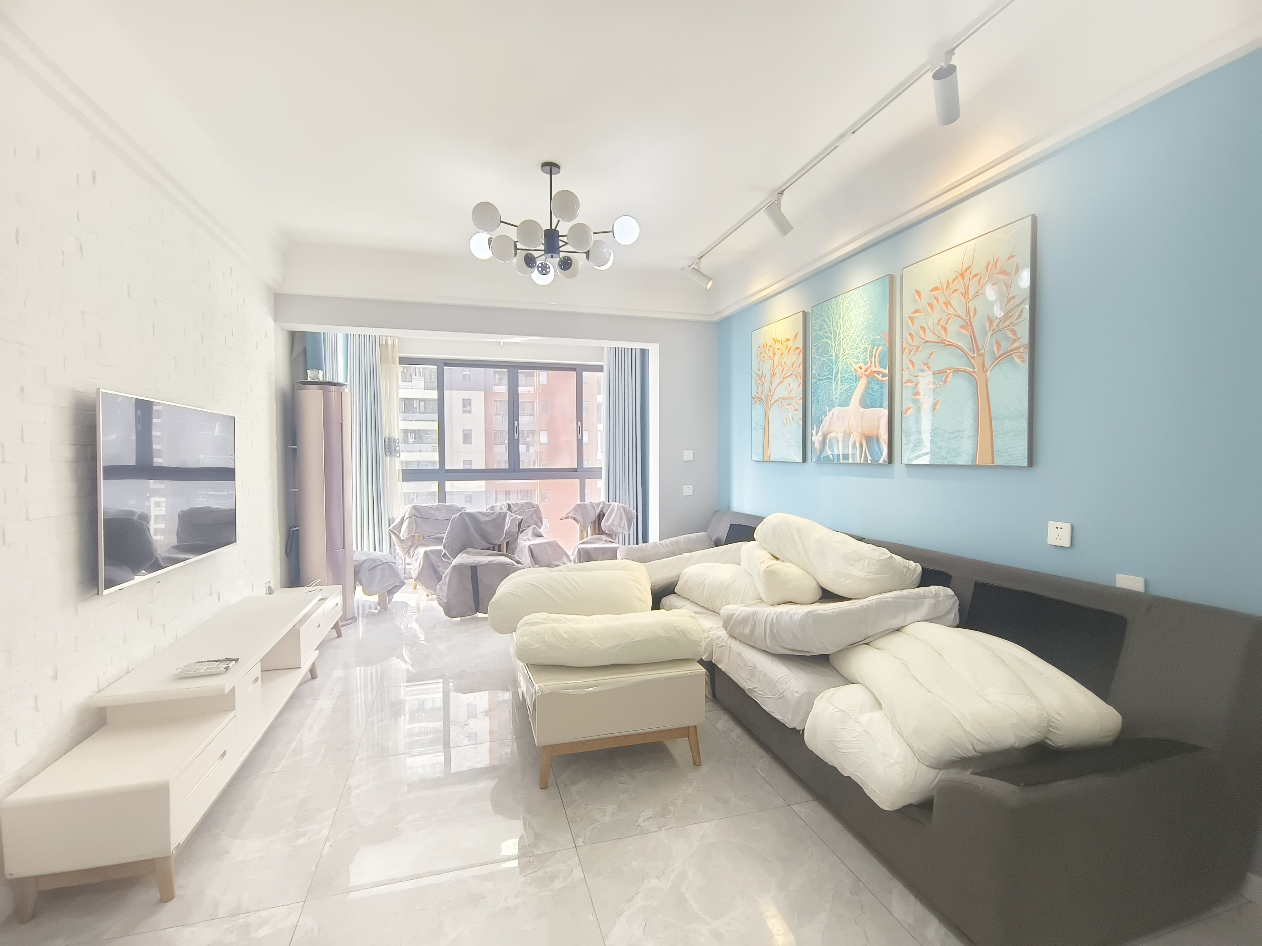 会龙山溪谷(住宅) 3室1厅1卫 1800.0元/月 会龙山溪谷(住宅) 3室1厅1卫 1800.0元/月室内图