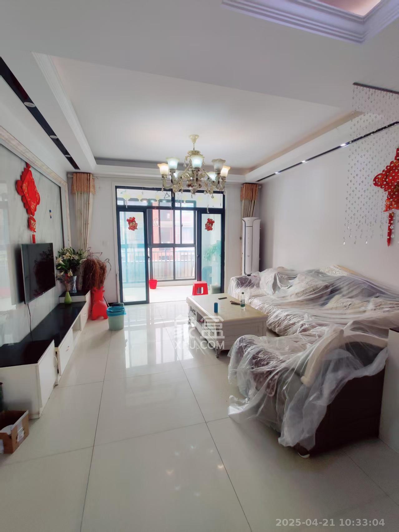 澳海月亮湾 3室2厅1卫 1600.0元/月 澳海月亮湾 3室2厅1卫 1600.0元/月室内图